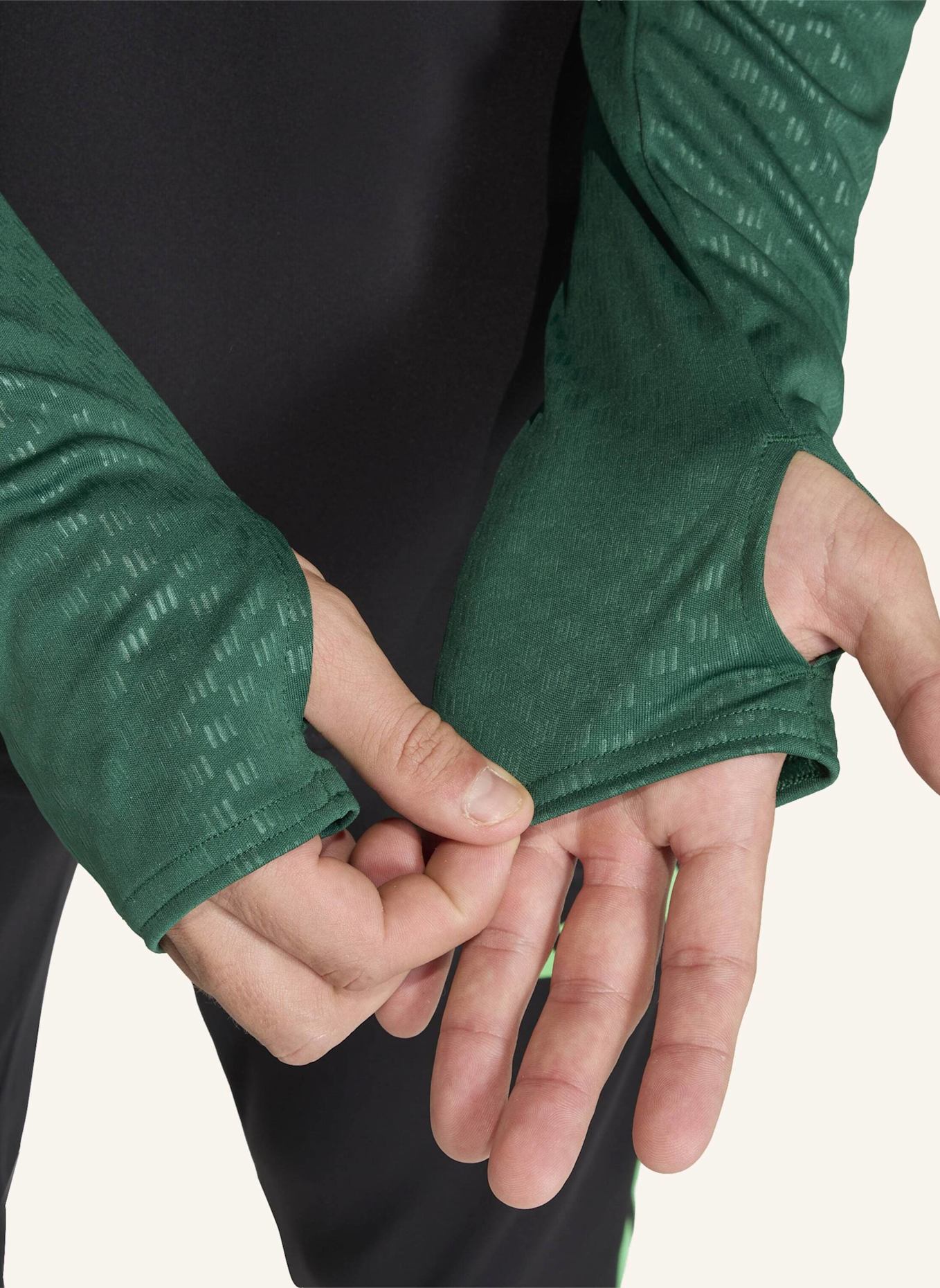 adidas MEXIKO 26 TIRO TRAININGSOBERTEIL: SCHWARZ