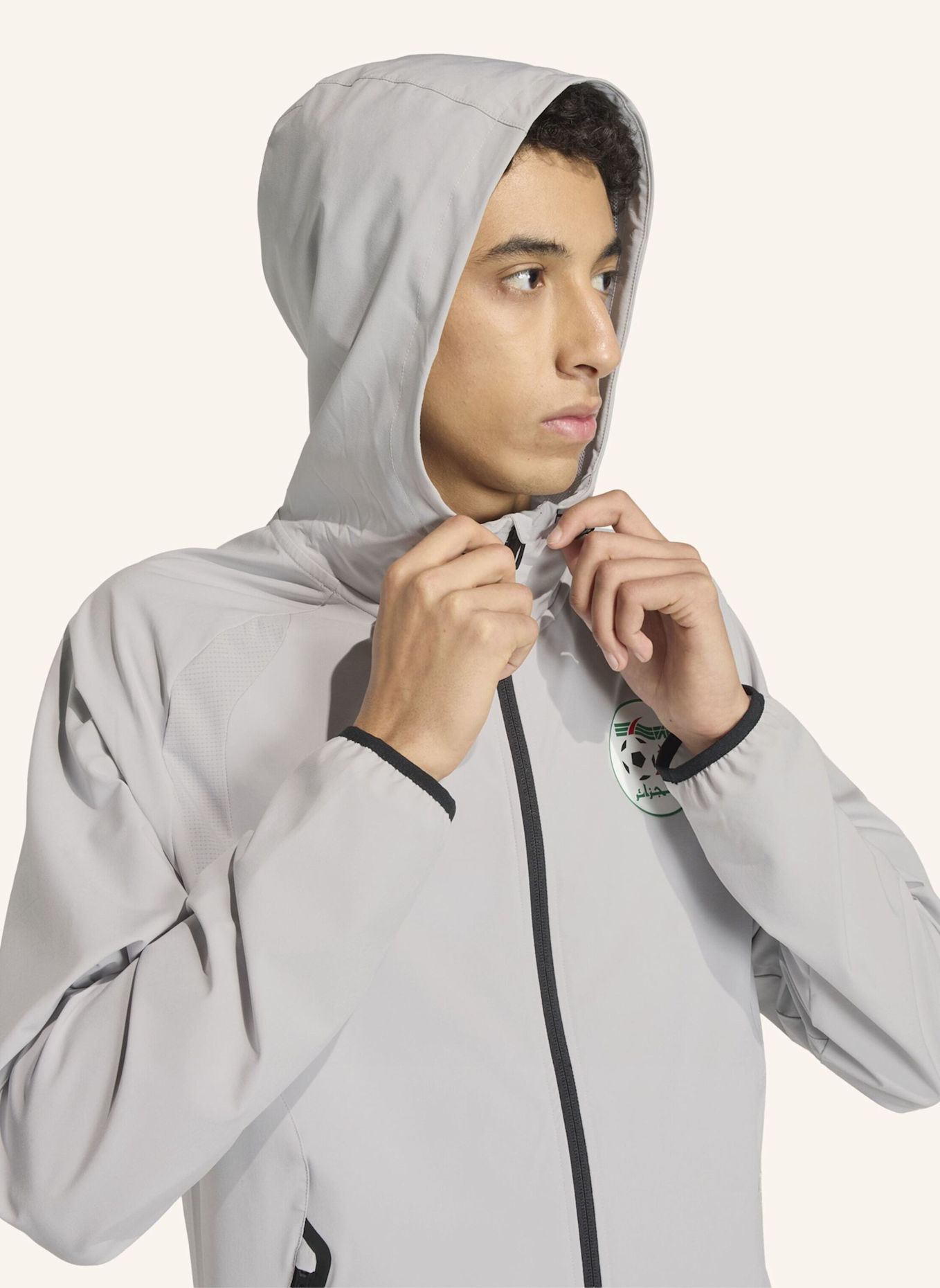 adidas ALGERIEN TIRO TECH WINDBREAKER JACKE MIT DURCHGEHENDEM REISSVERSCHLUSS: GRAU