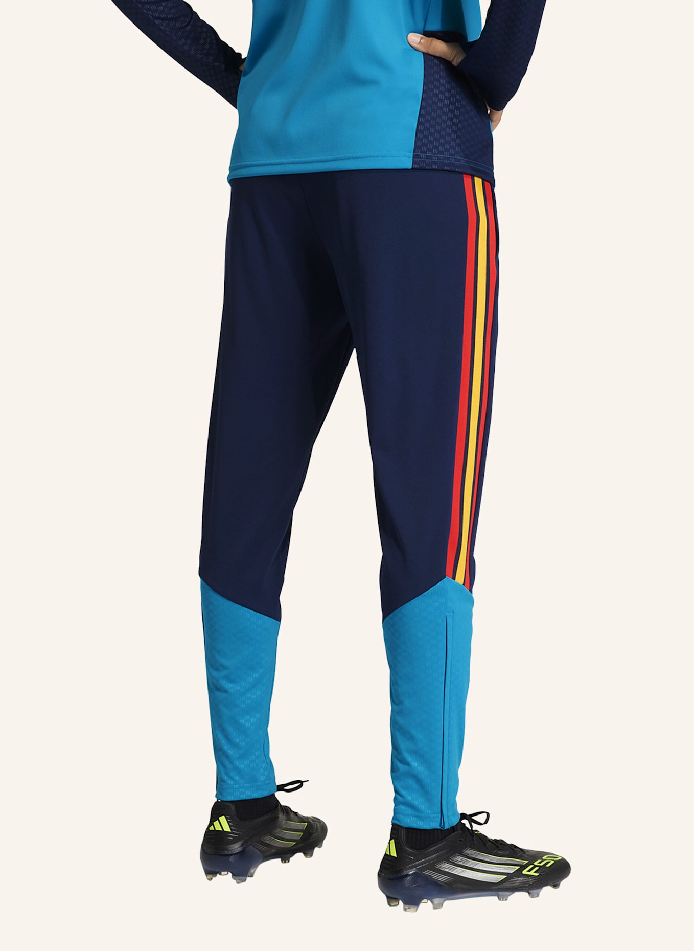 adidas SPANIEN 26 TIRO TRAININGSHOSE: BLAU
