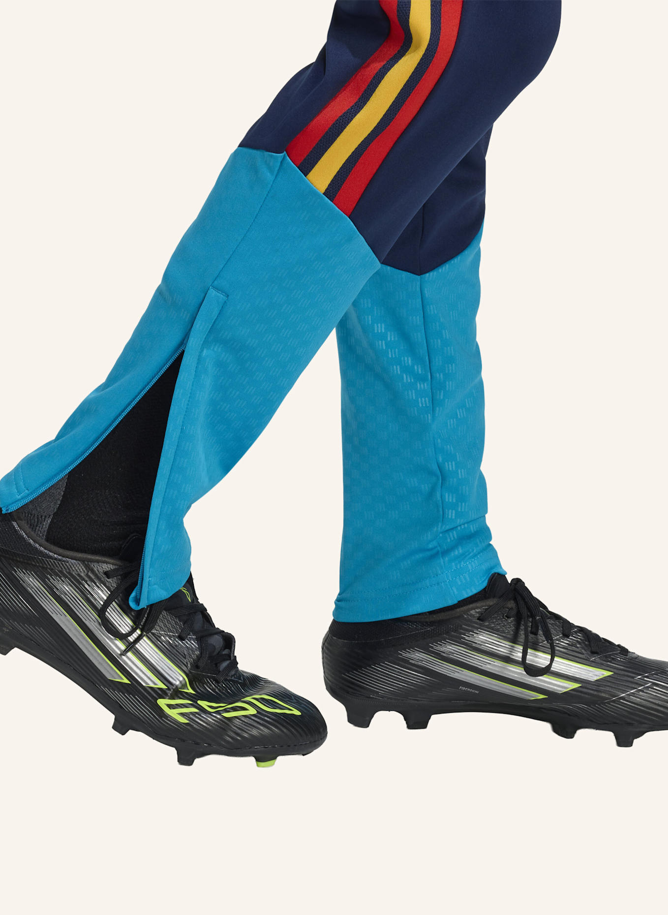 adidas SPAIN 26 TIRO TRAINING KIDS HOSE: BLAU