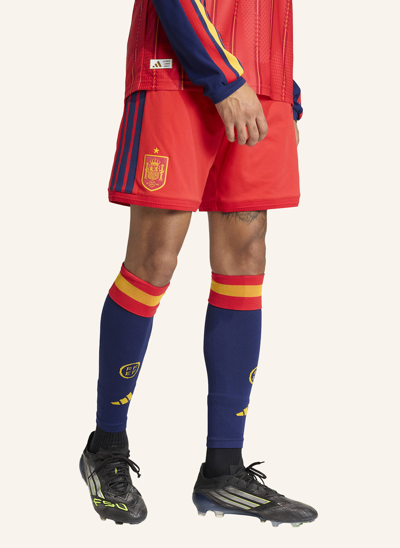 adidas SPANIEN 26 AUTHENTIC SHORTS: ROT