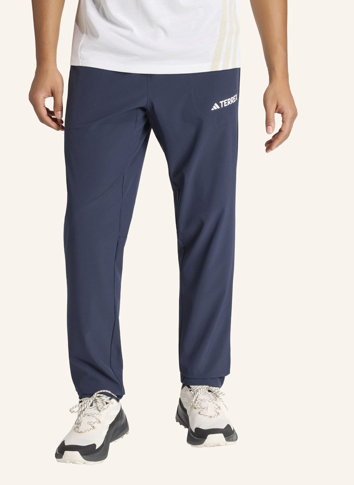 adidas TERREX MULTI ESSENTIALS STRETCH HOSE: BLAU