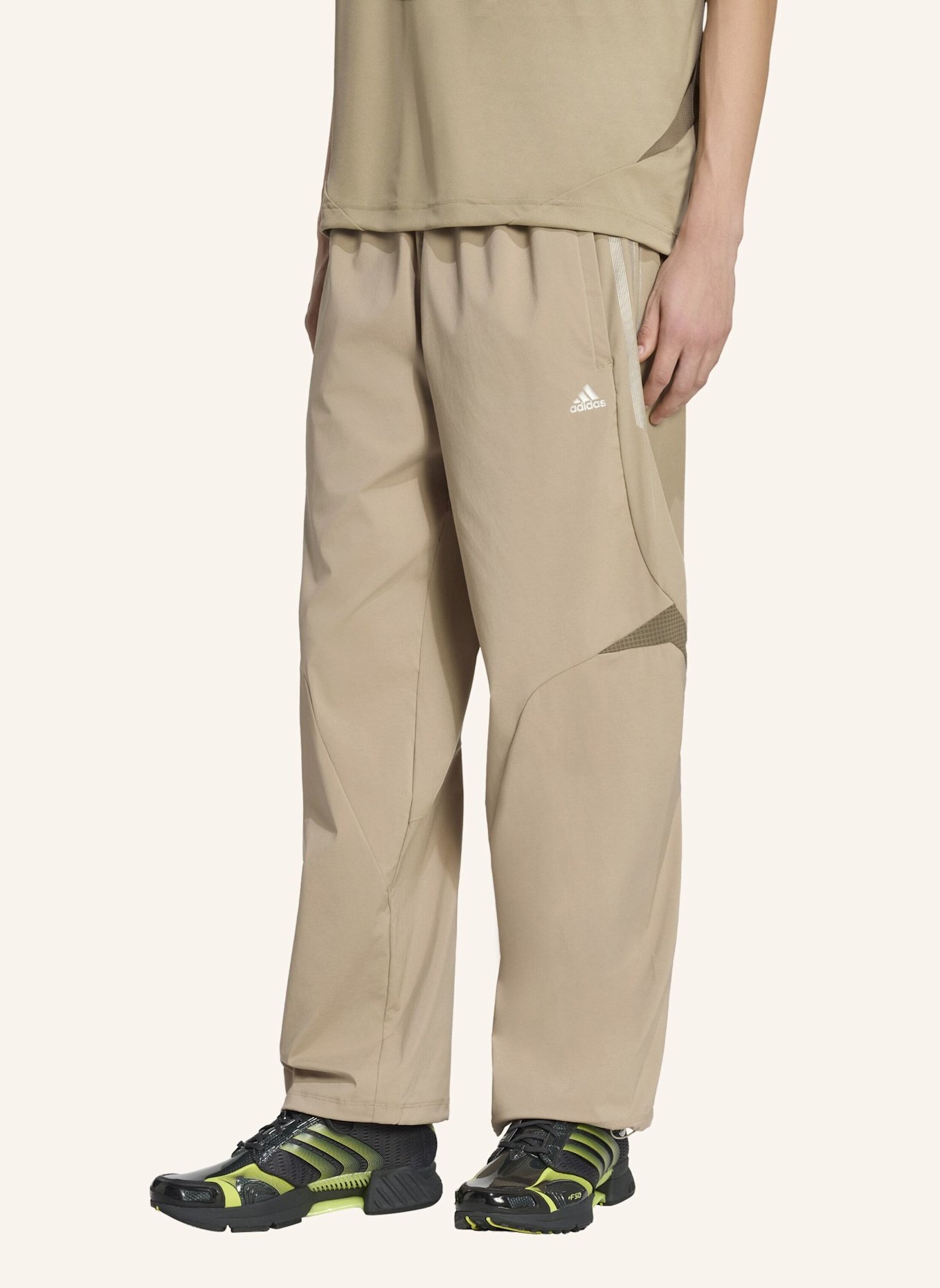 adidas Originals F50 TRAININGSHOSE, LOCKERE PASSFORM, GESTREIFT: BRAUN