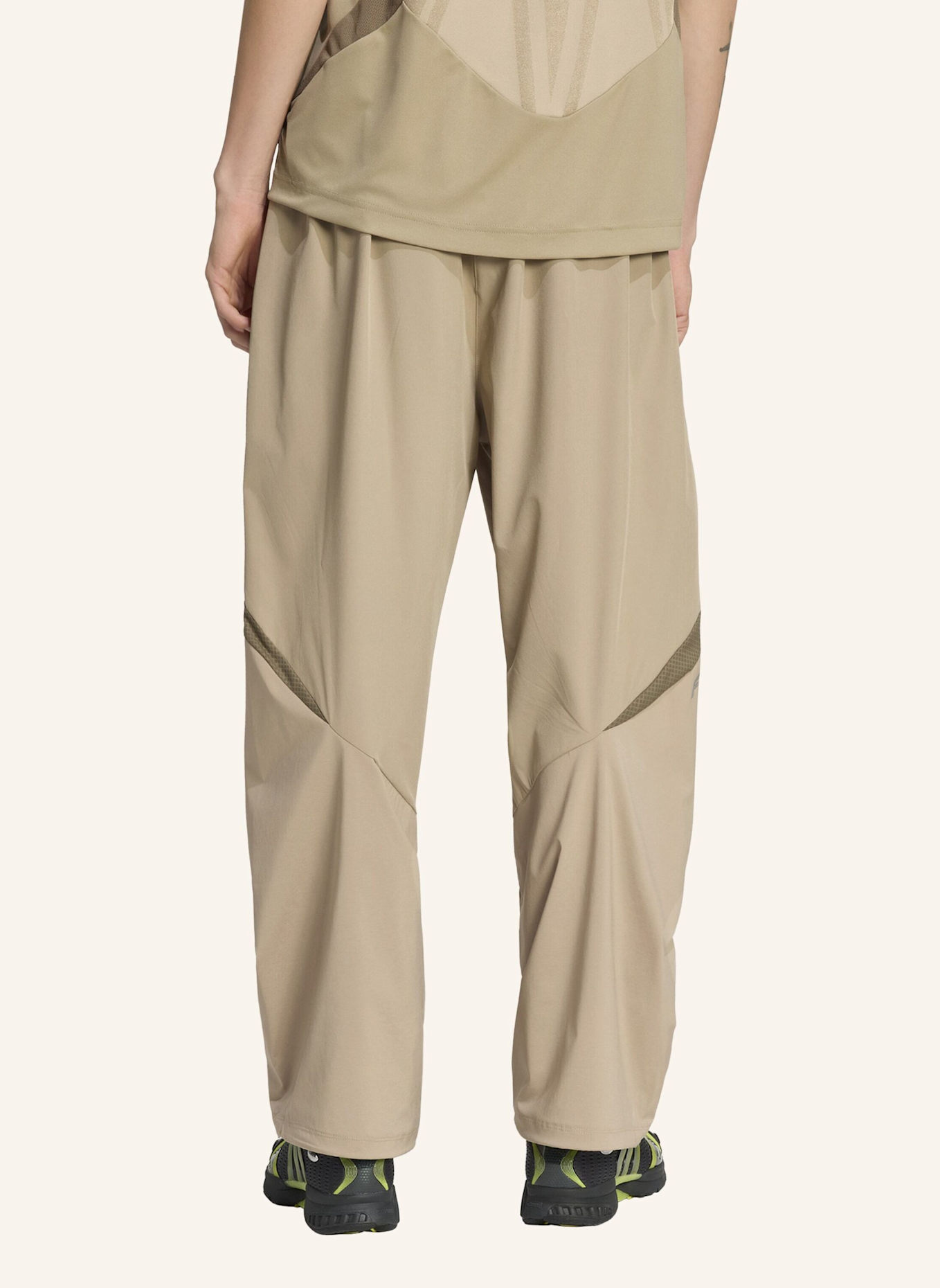 adidas Originals F50 TRAININGSHOSE, LOCKERE PASSFORM, GESTREIFT: BRAUN