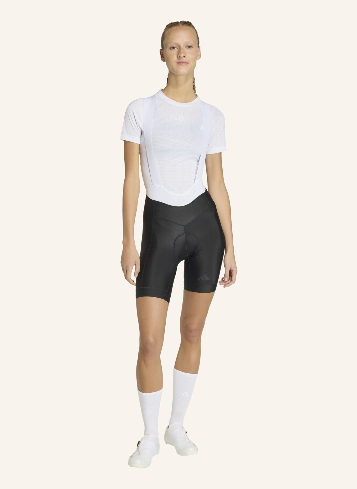 adidas ESSENTIALS PADDED CYCLING TRÄGERSHORTS: SCHWARZ
