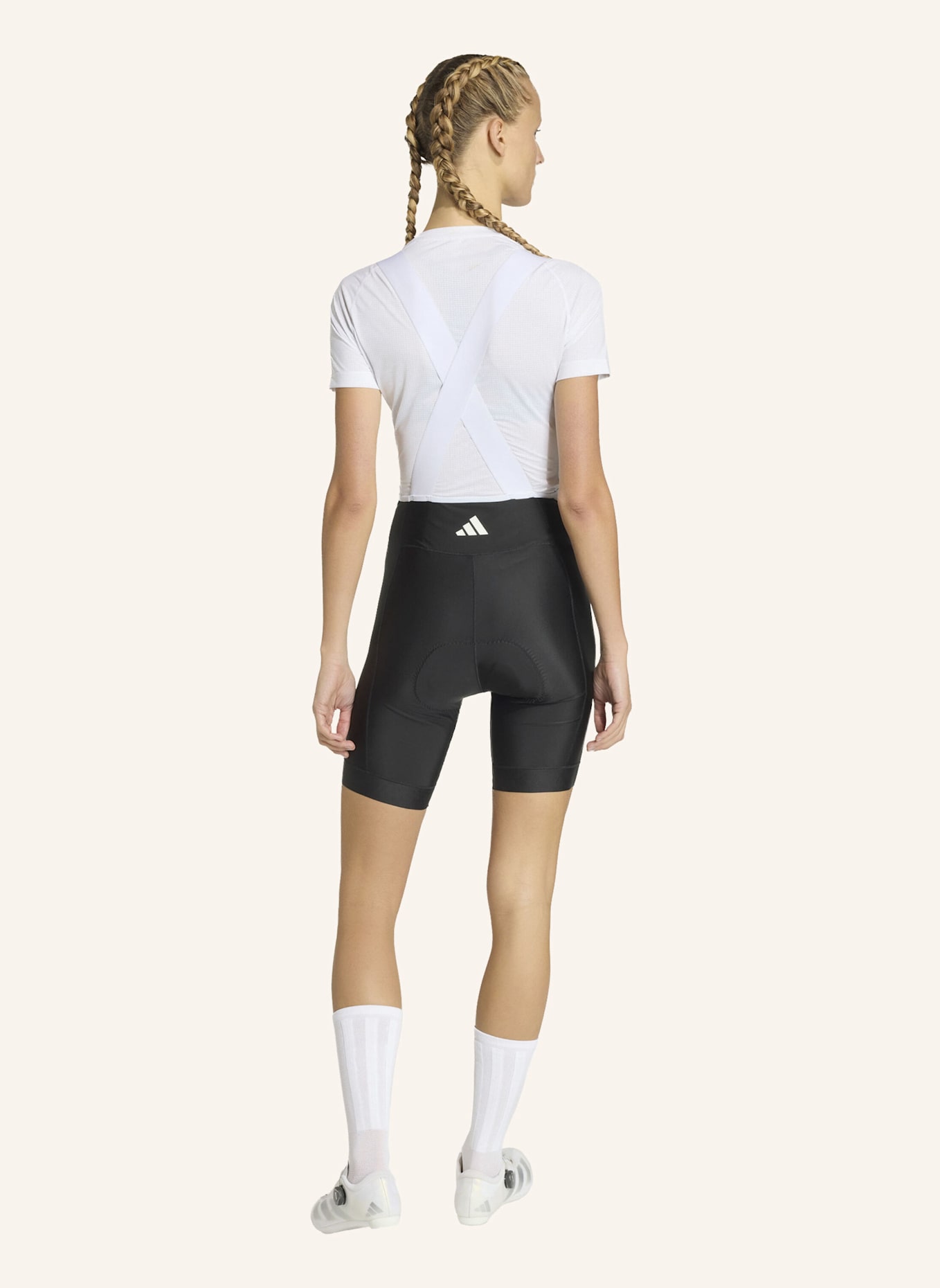 adidas ESSENTIALS PADDED CYCLING TRÄGERSHORTS: SCHWARZ