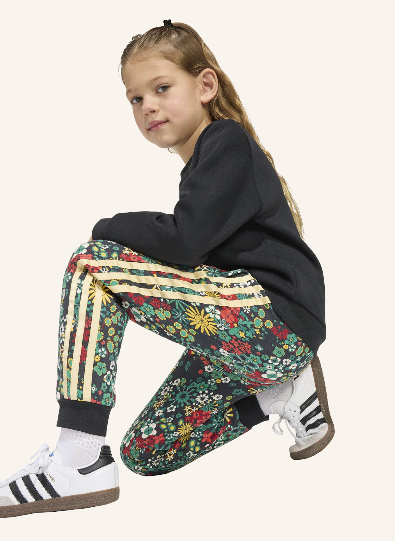 adidas Originals ADIDAS ORIGINALS X LIBERTY LONDON SET MIT RUNDHALSAUSSCHNITT: SCHWARZ