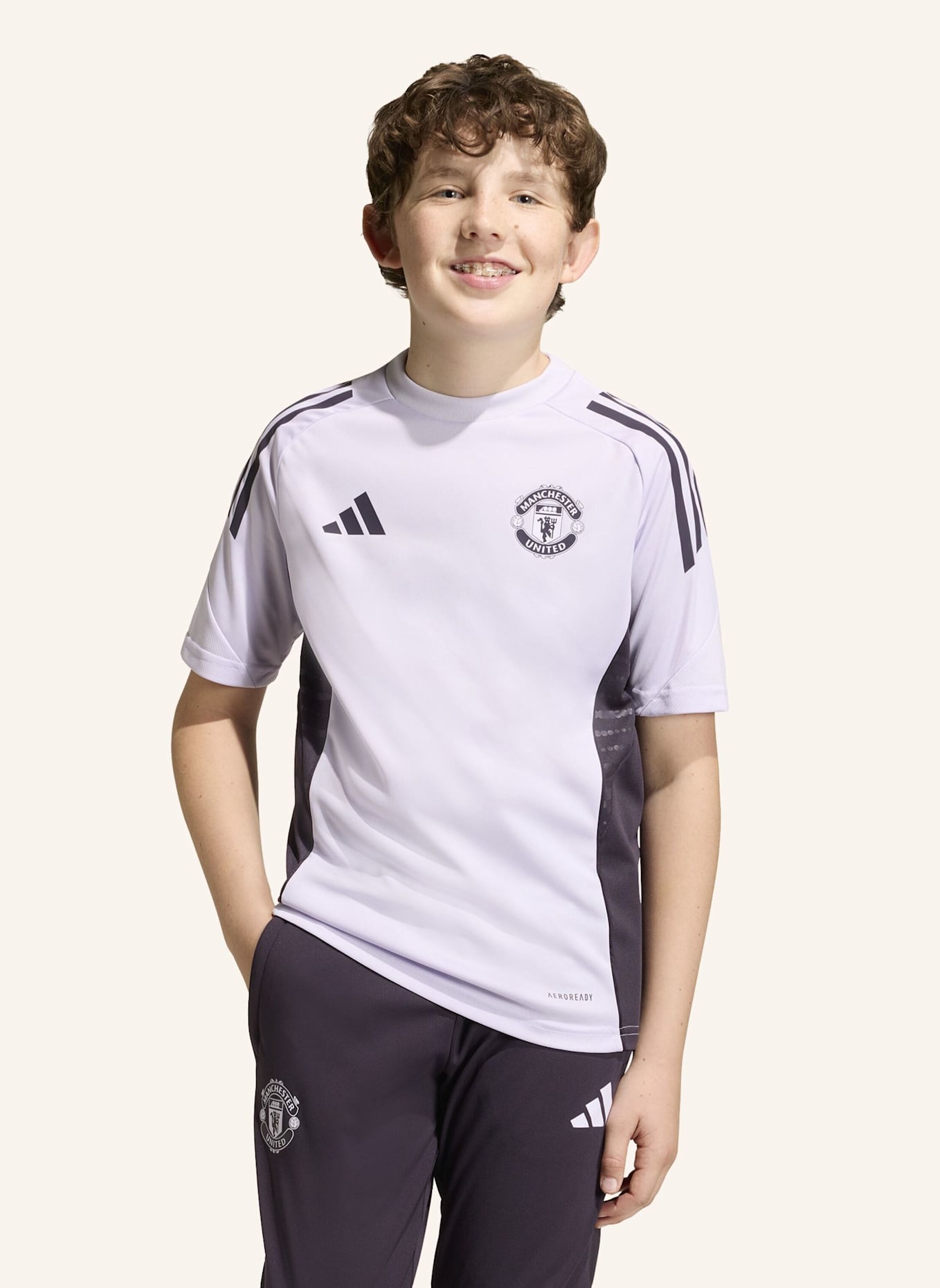 adidas MANCHESTER UNITED TIRO 25 COMPETITION KIDS TRAININGSTRIKOT: LILA/ SCHWARZ