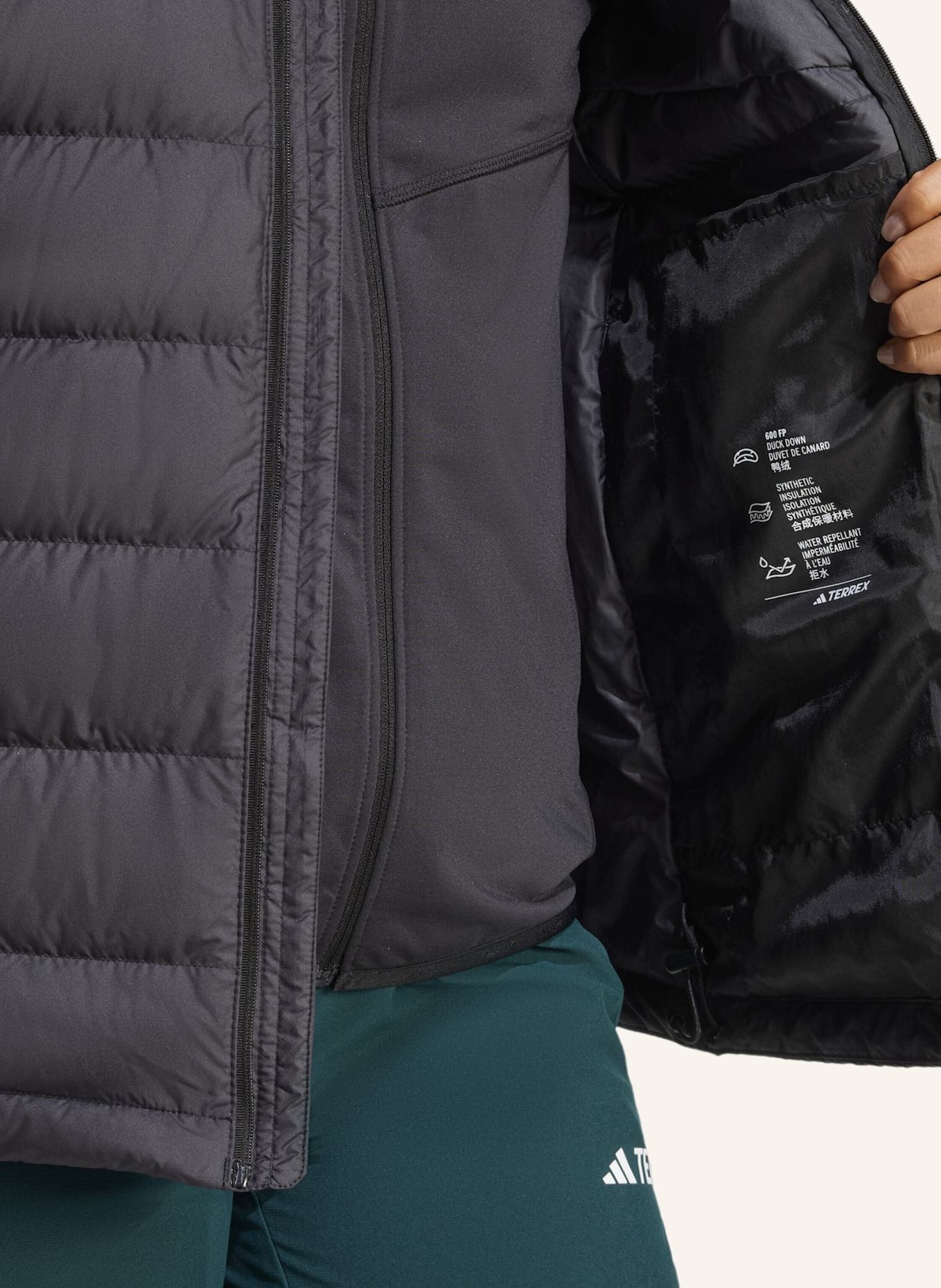 adidas TERREX TERREX MULTI LIGHT DOWN CLIMAWARM JACKE: SCHWARZ
