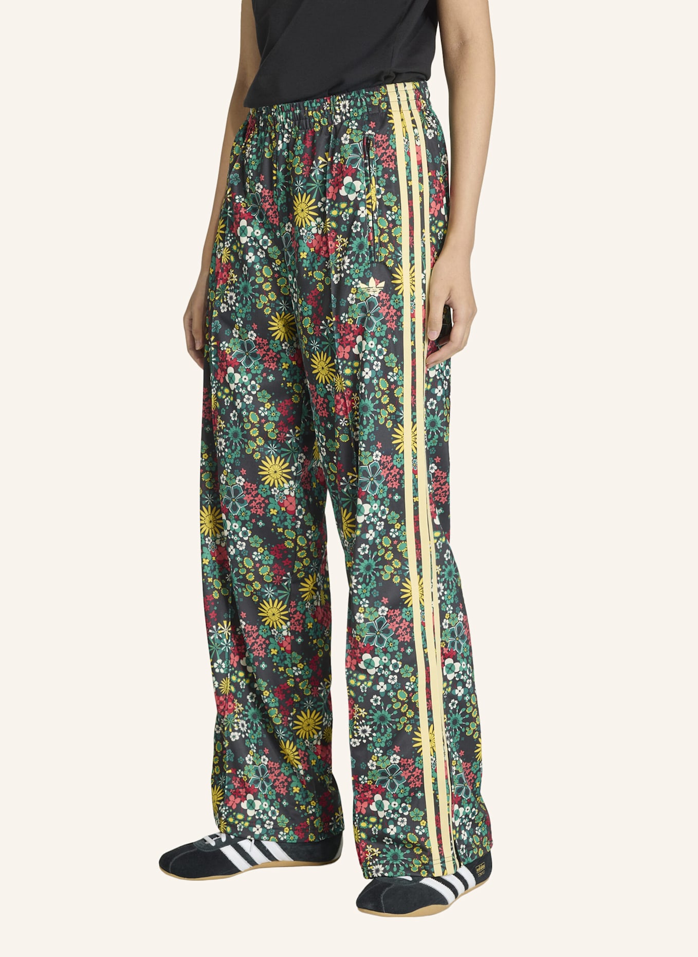 adidas Originals ADIDAS ORIGINALS X LIBERTY LONDON FIREBIRD TRAININGSHOSE: SCHWARZ/ GRÜN/ GELB