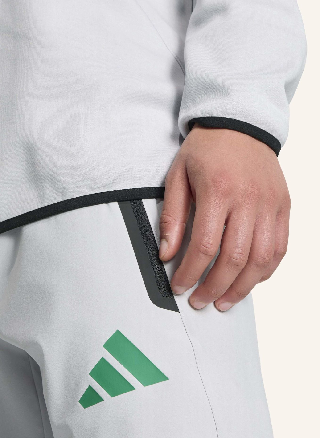 adidas ALGERIEN TIRO TECH SWEATSHIRT: GRAU