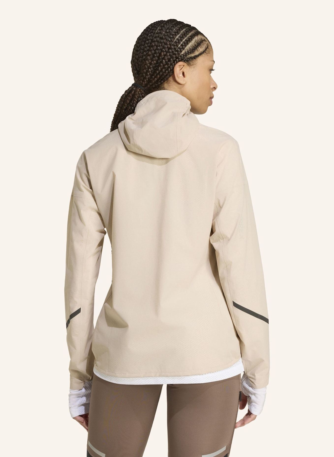 adidas TERREX TERREX XPERIOR 2.5 LAYER LIGHT CLIMAPROOF JACKE: BEIGE