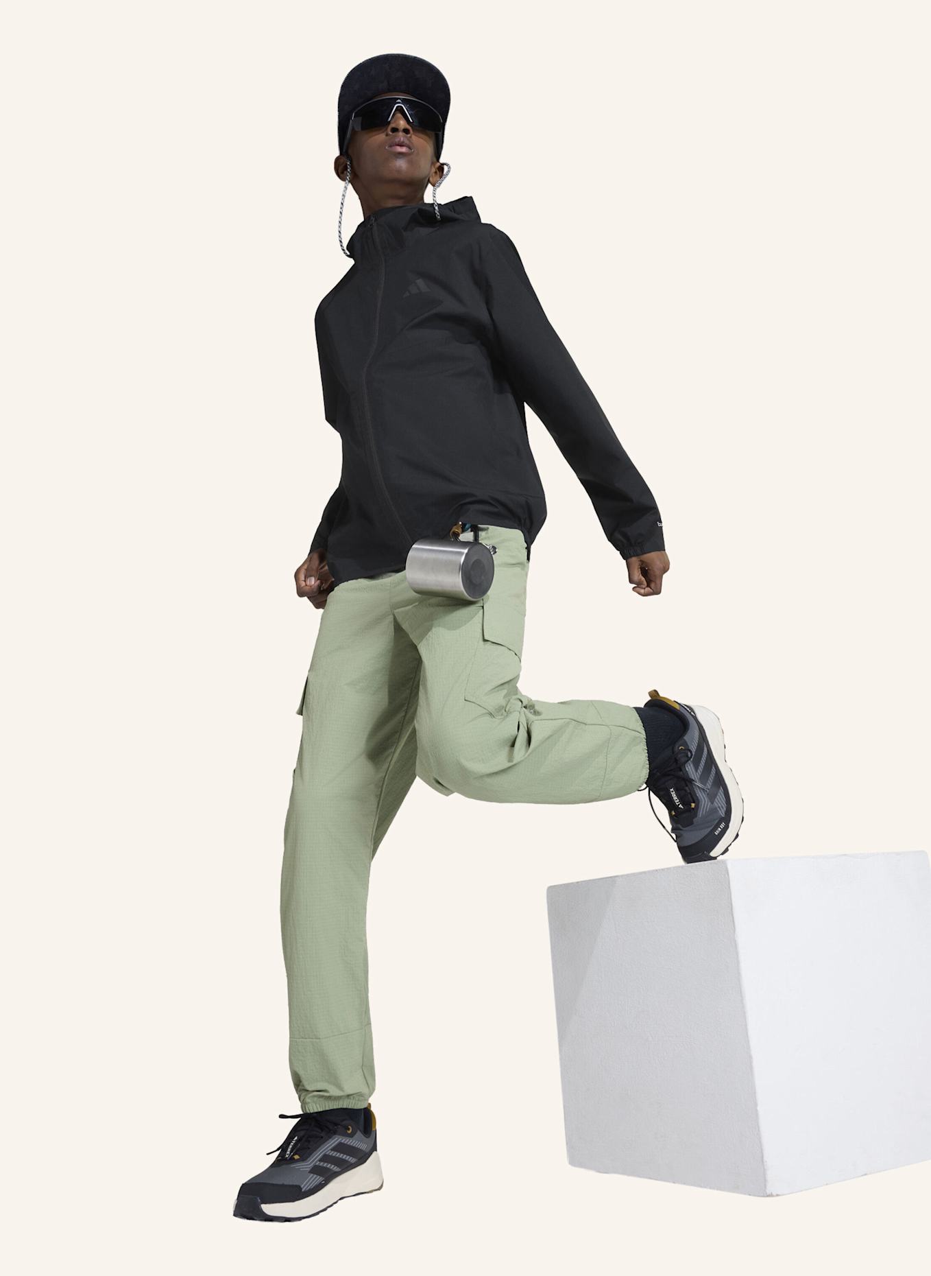 adidas TERREX TERREX KIDS MULTI 2 LAYER CLIMAPROOF REGENJACKE: SCHWARZ