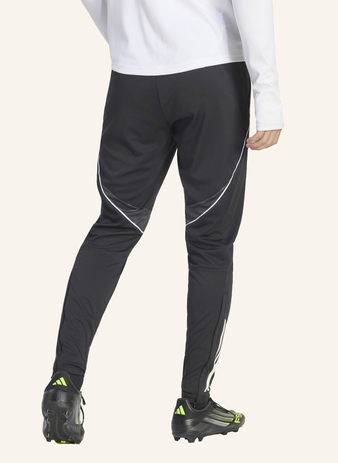 adidas ADIDAS REAL MADRID AVENGERS 25/26 TIRO 25 COMPETITION TRAININGSHOSE: SCHWARZ/ WEISS/ GOLD