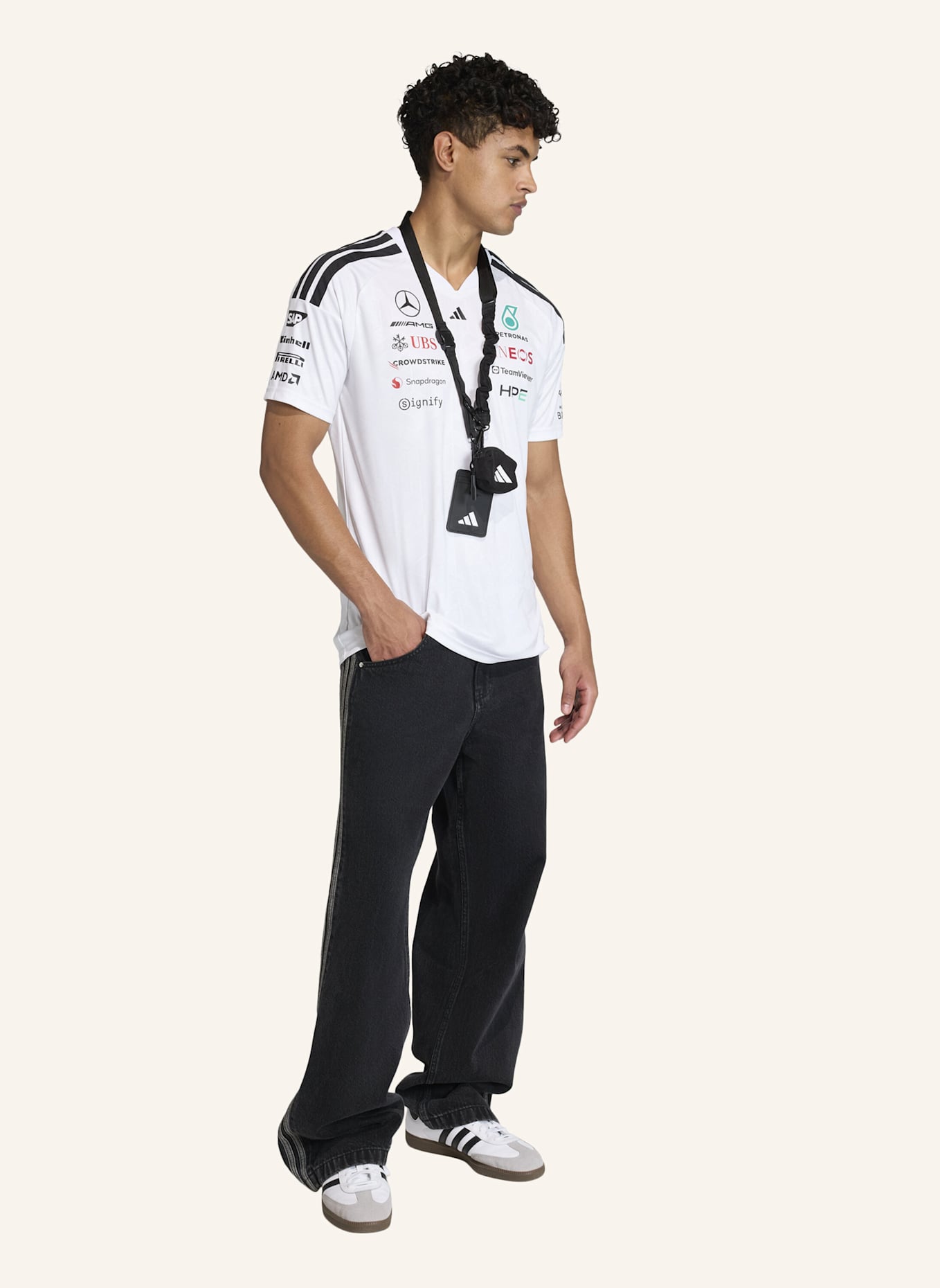 adidas MERCEDES - AMG PETRONAS FORMULA 1 TEAM DRIVER TRIKOT: WEISS