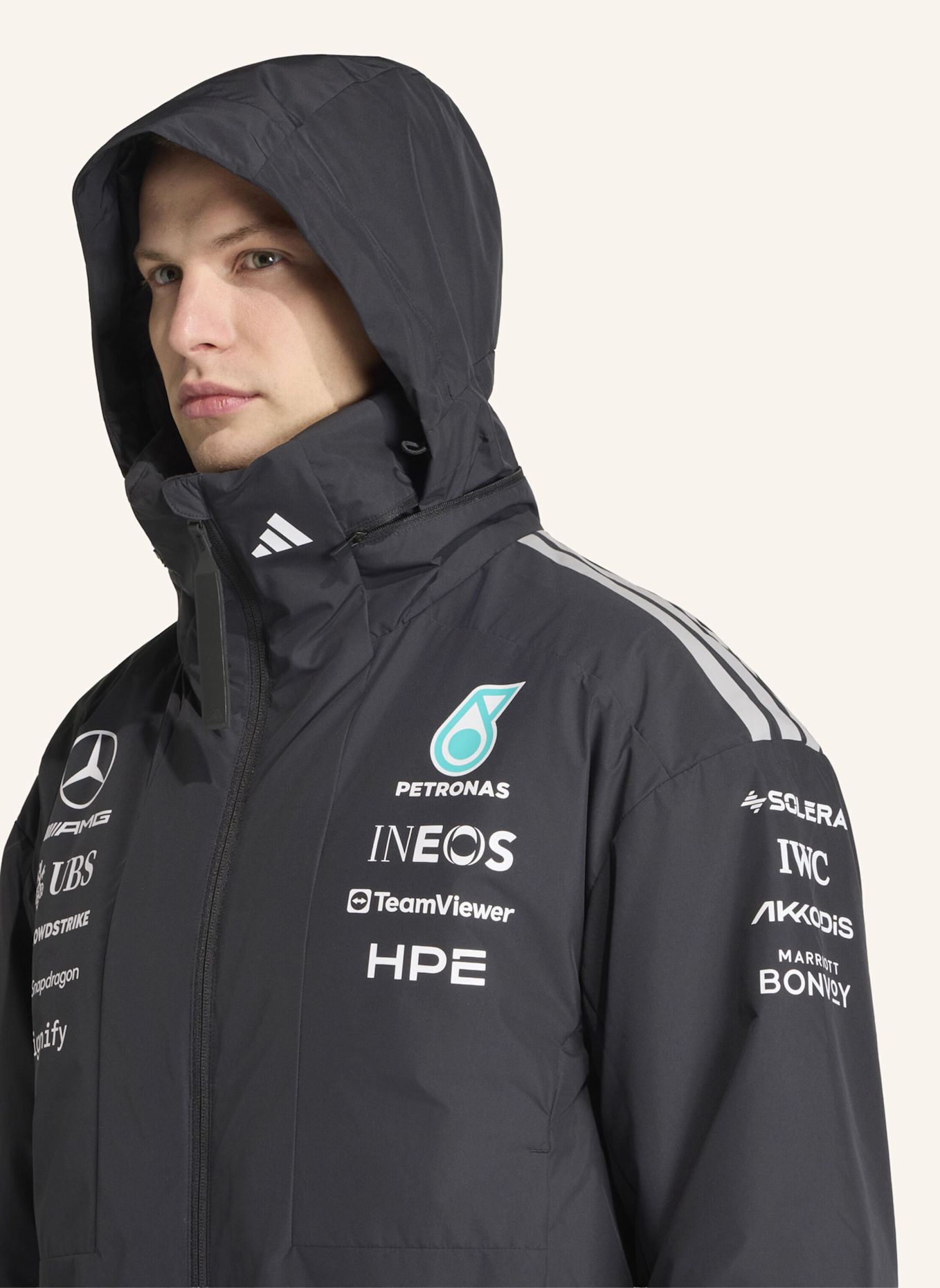 adidas MERCEDES - AMG PETRONAS FORMULA 1 TEAM ENGINEERS JACKE: SCHWARZ