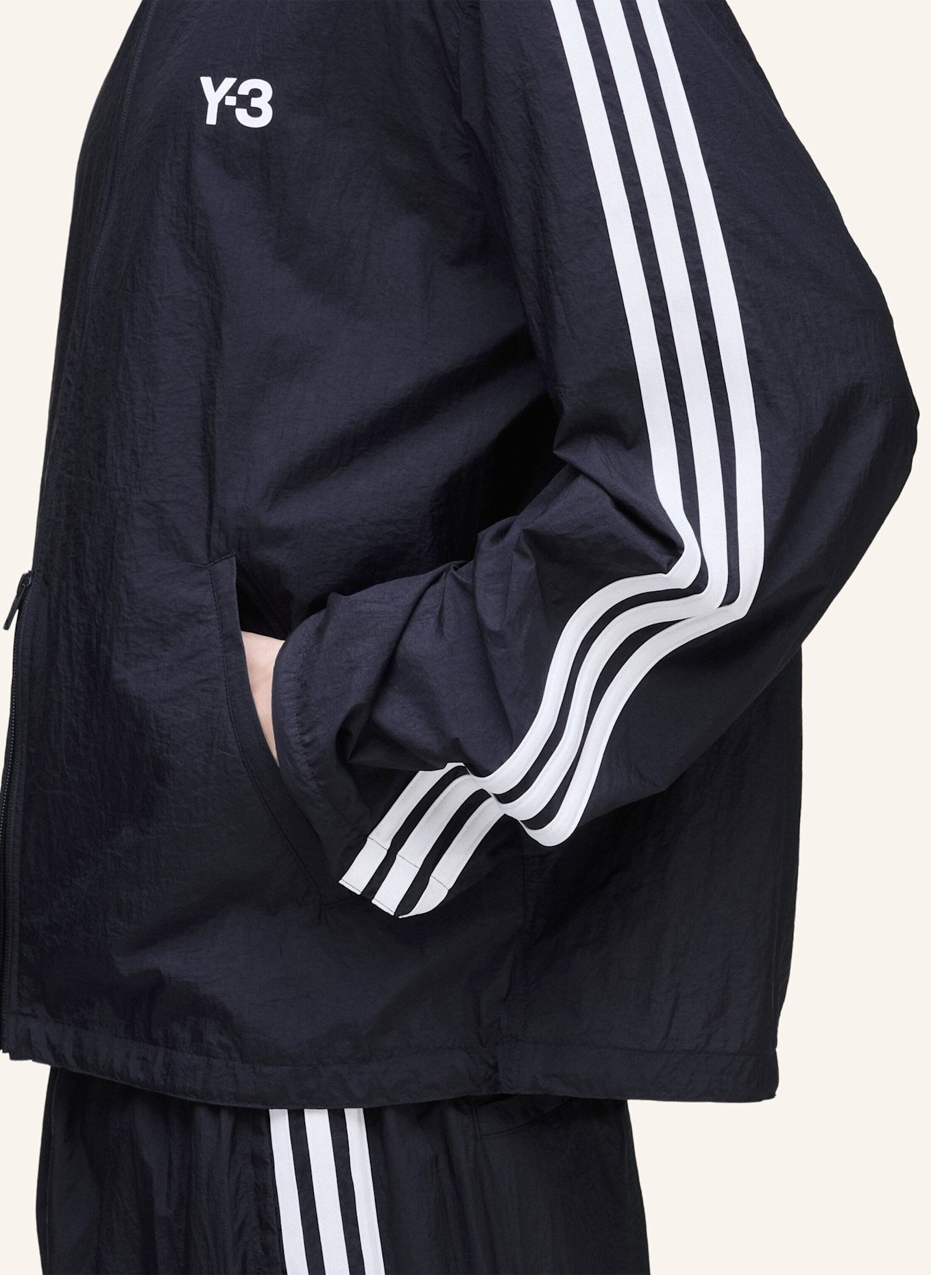 Y-3 Y-3 NYLON WIRED 3-STREIFEN TRACK TOP: SCHWARZ