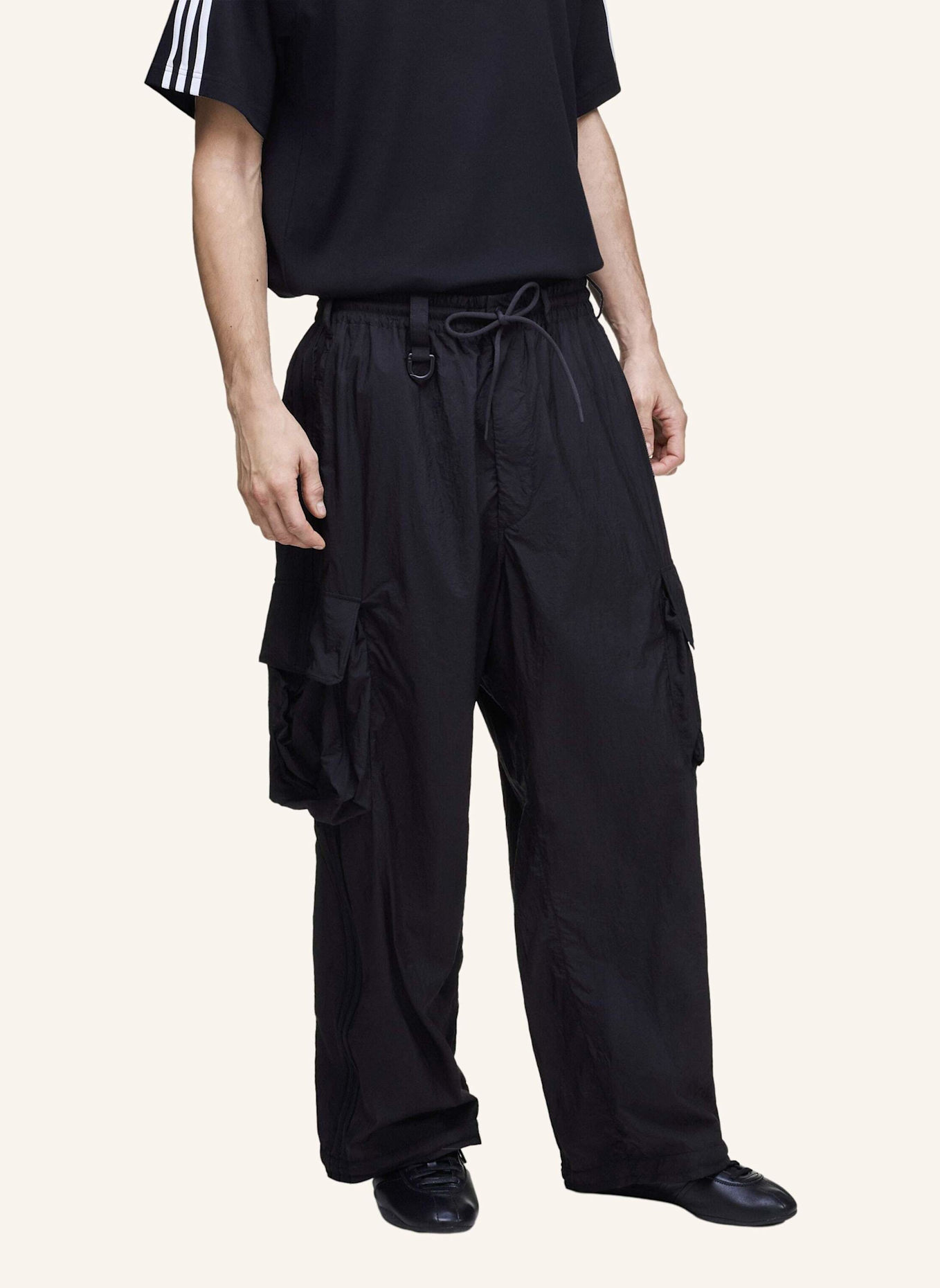 Y-3 Y-3 NYLON WIRED 3-STREIFEN CARGOHOSE: SCHWARZ