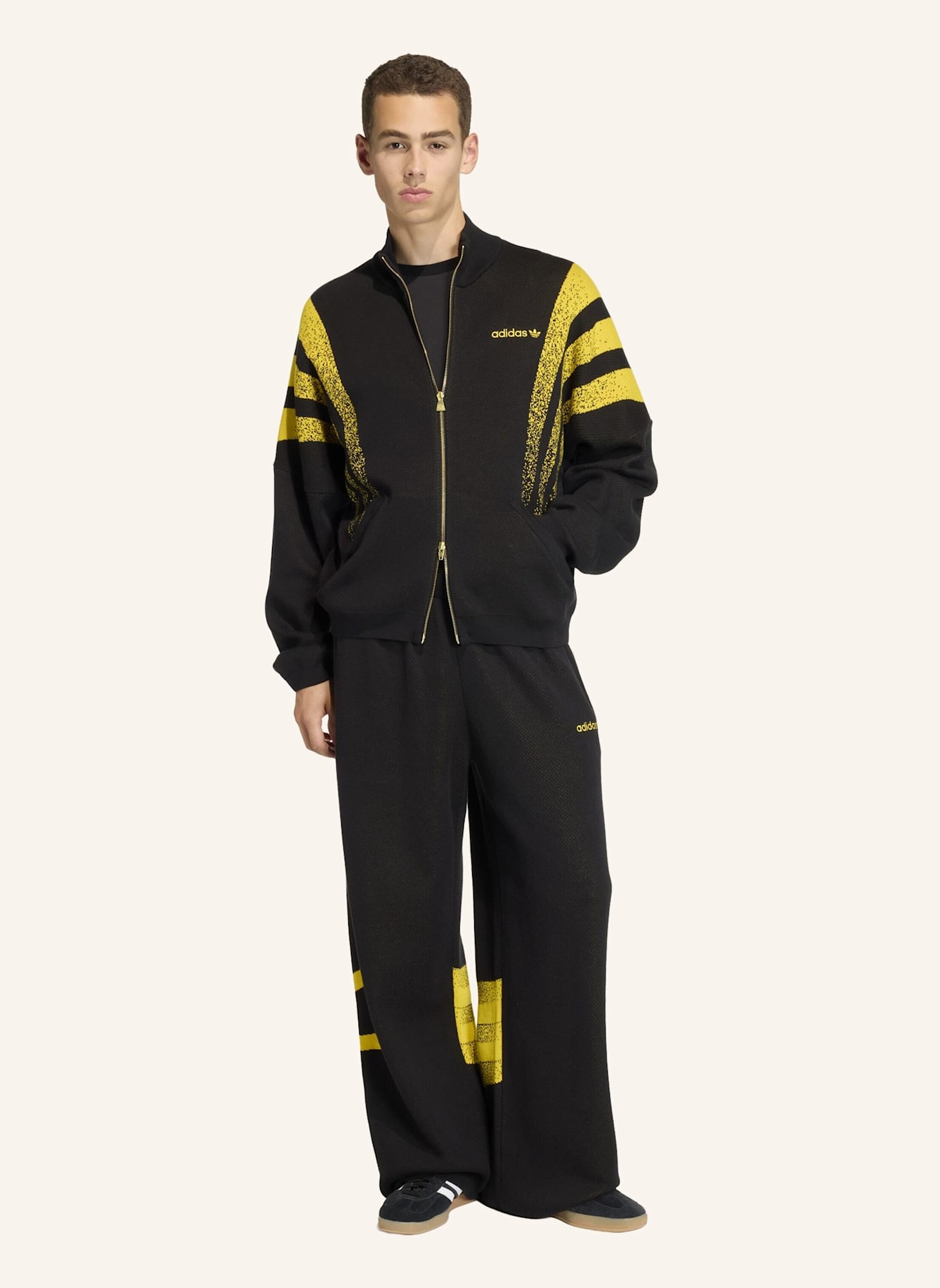 adidas Originals SANTIAGO LOOSE FULLY FASHION KNIT JACKE: SCHWARZ