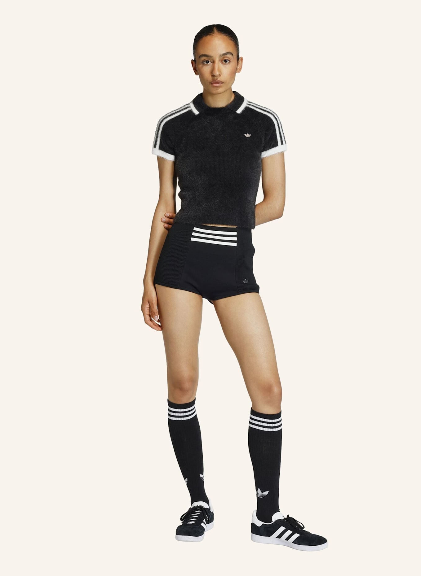 adidas Originals KNITTED CALI T-SHIRT: SCHWARZ