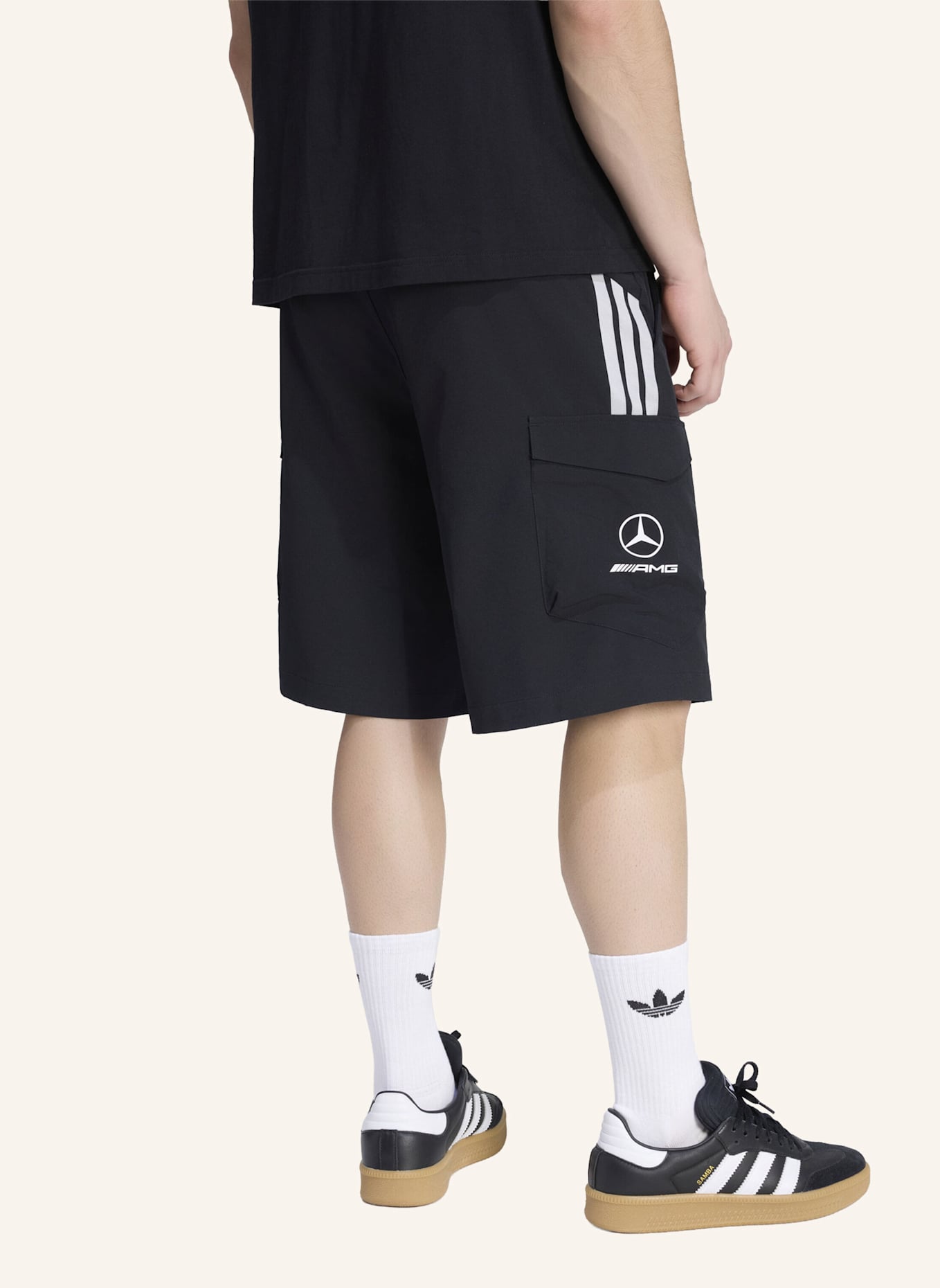 adidas MERCEDES – AMG PETRONAS FORMULA 1 TEAM MECHANICS SHORTS: SCHWARZ