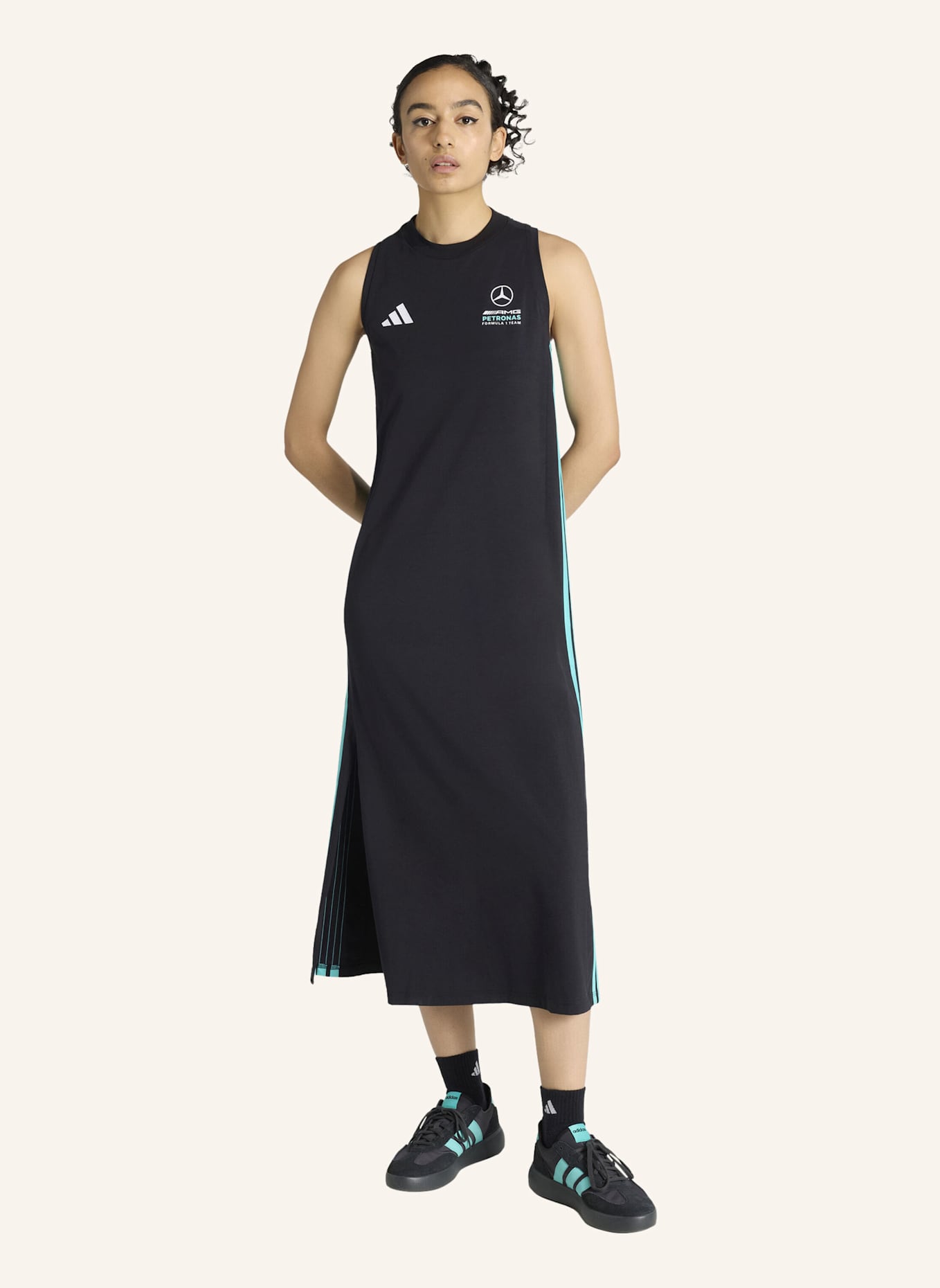 adidas MERCEDES-AMG PETRONAS FORMULA 1 TEAM DNA KLEID: SCHWARZ