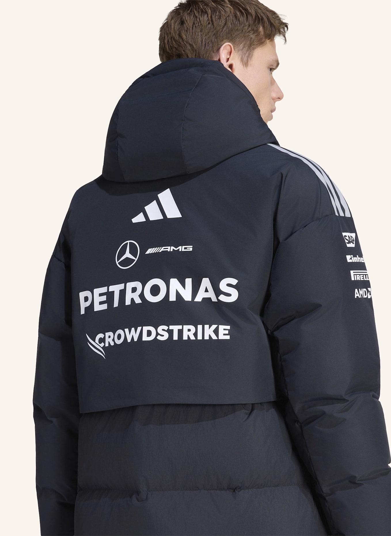 adidas MERCEDES-AMG PETRONAS FORMULA 1 TEAM ENGINEERS WINTERJACKE: SCHWARZ