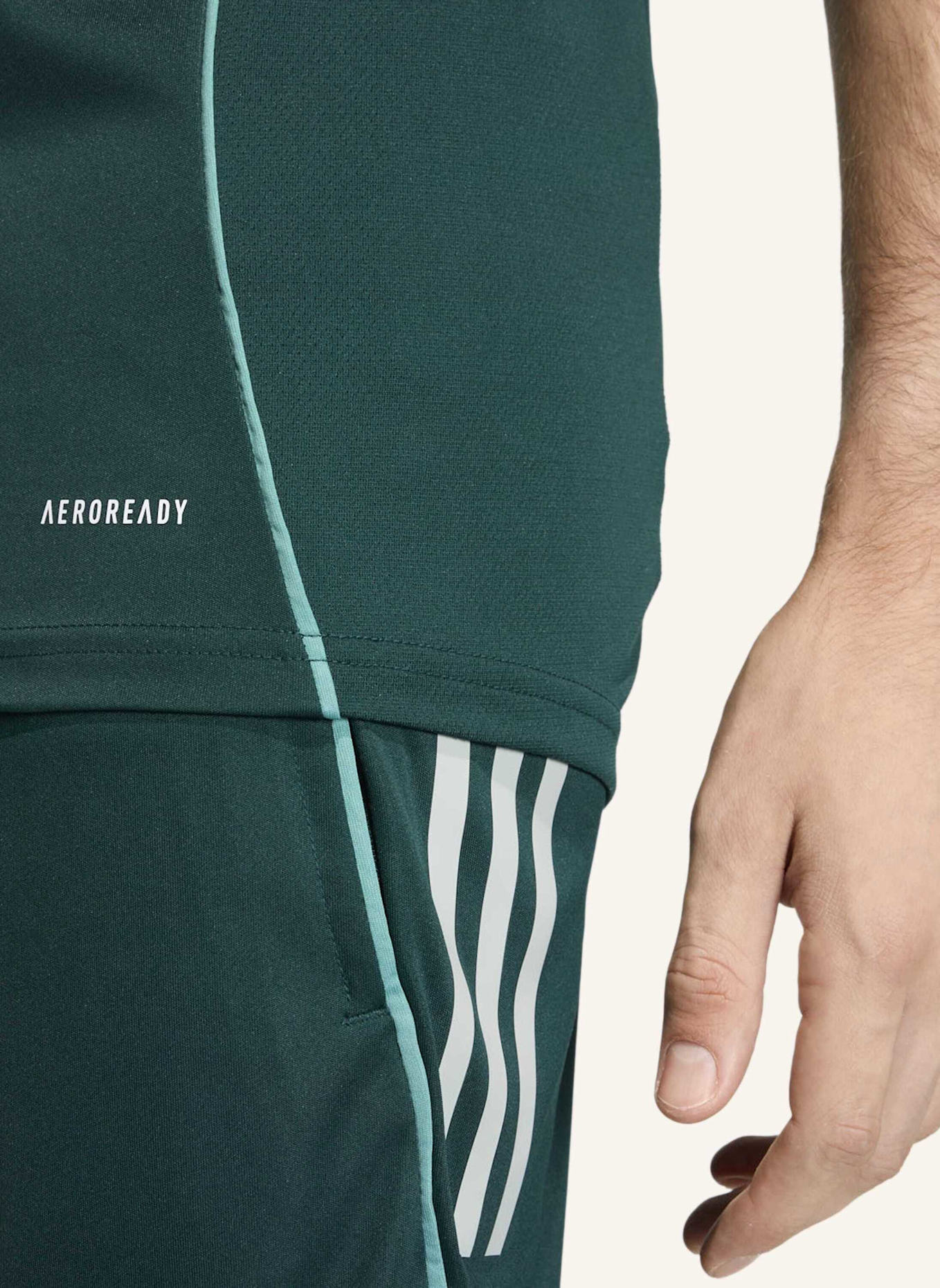 adidas ARSENAL TIRO 25 COMPETITION TRAININGSTRIKOT: GRÜN