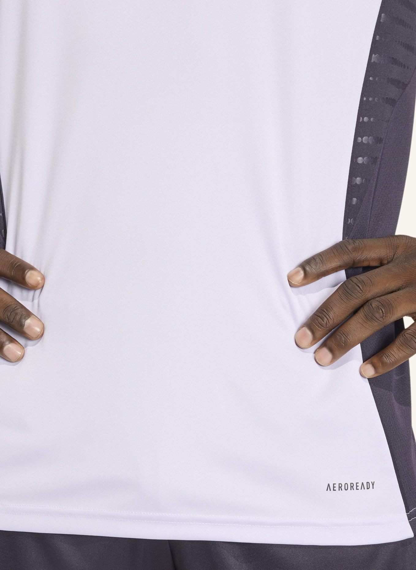 adidas MANCHESTER UNITED TIRO 25 COMPETITION TRAININGSTRIKOT: LILA/ SCHWARZ