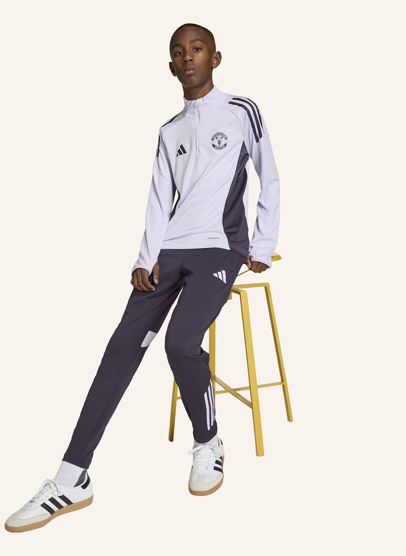adidas MANCHESTER UNITED TIRO 25 COMPETITION KIDS TRAININGSOBERTEIL: LILA/ SCHWARZ