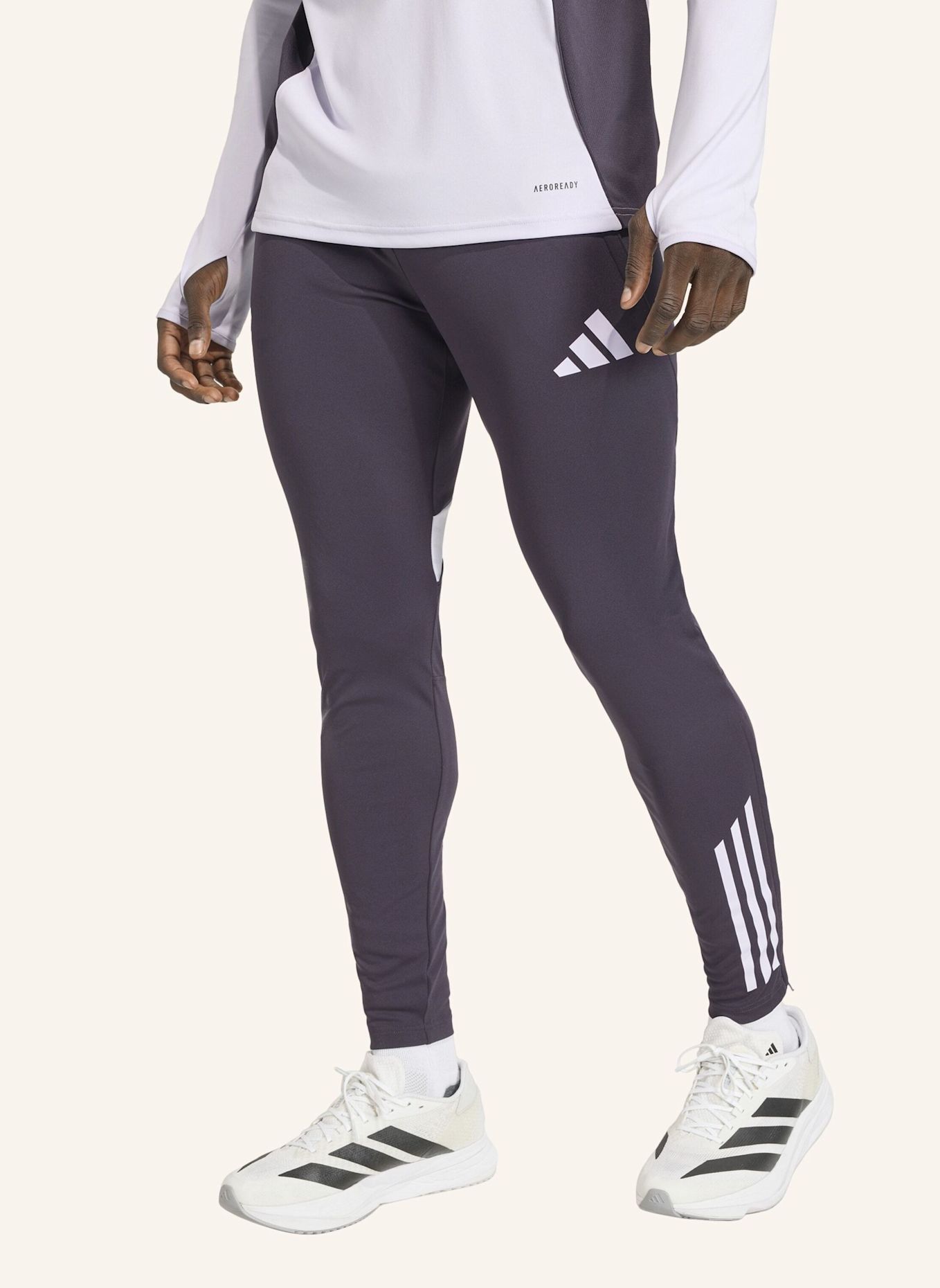 adidas MANCHESTER UNITED TIRO 25 COMPETITION TRAININGSHOSE: SCHWARZ/ LILA