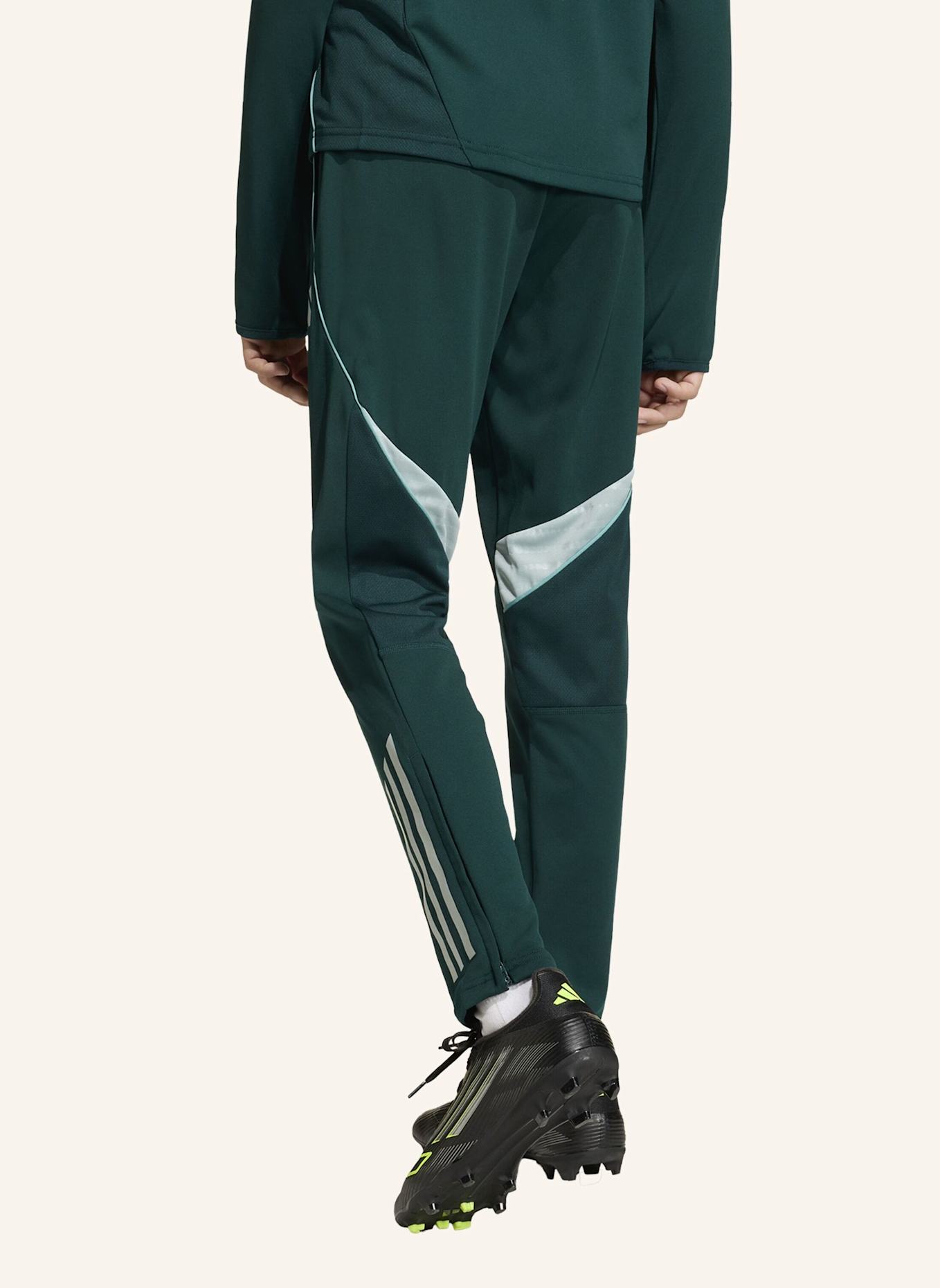 adidas ARSENAL TIRO 25 COMPETITION TRAININGSHOSE: GRÜN
