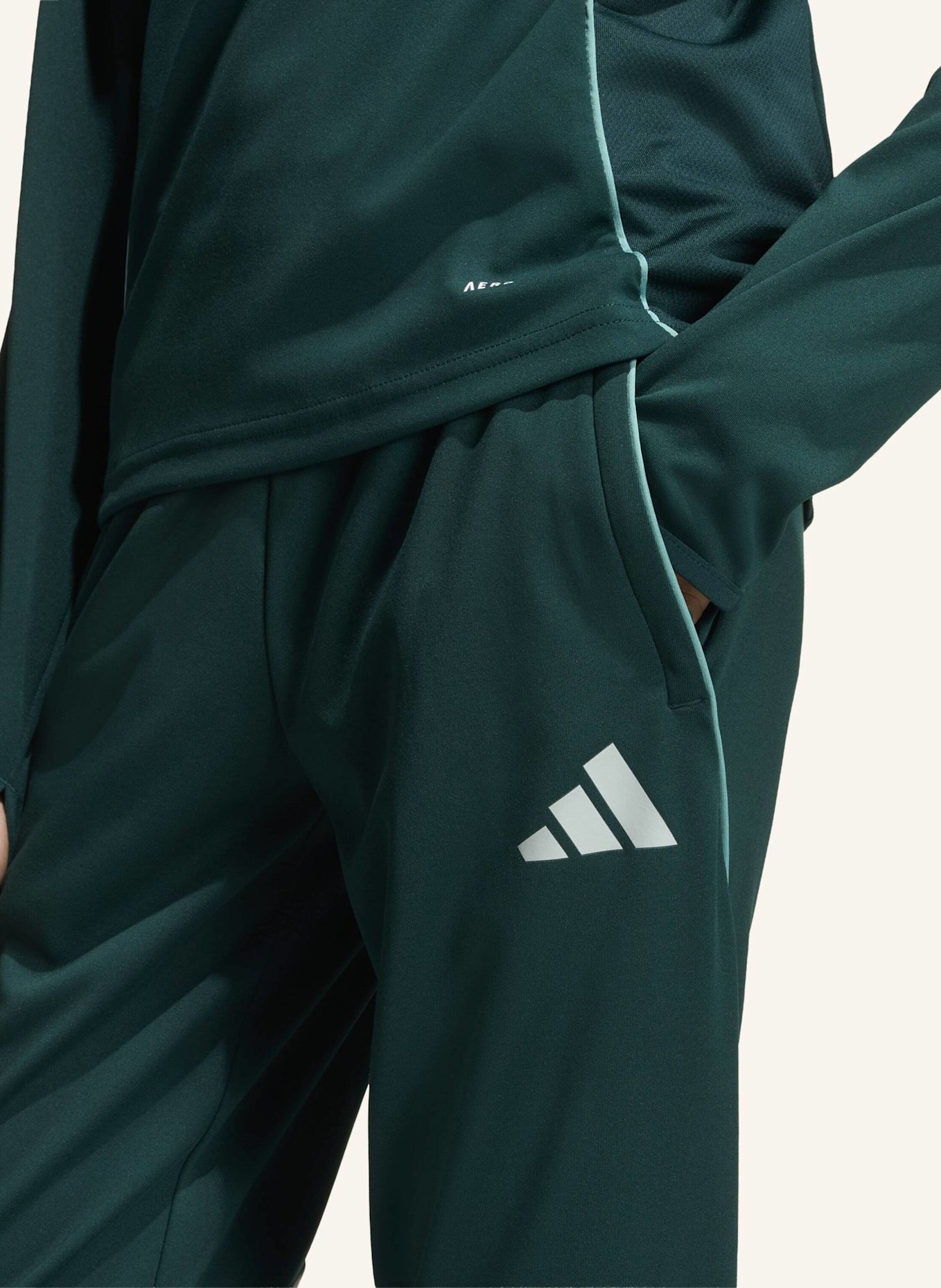 adidas ARSENAL TIRO 25 COMPETITION TRAININGSHOSE: GRÜN