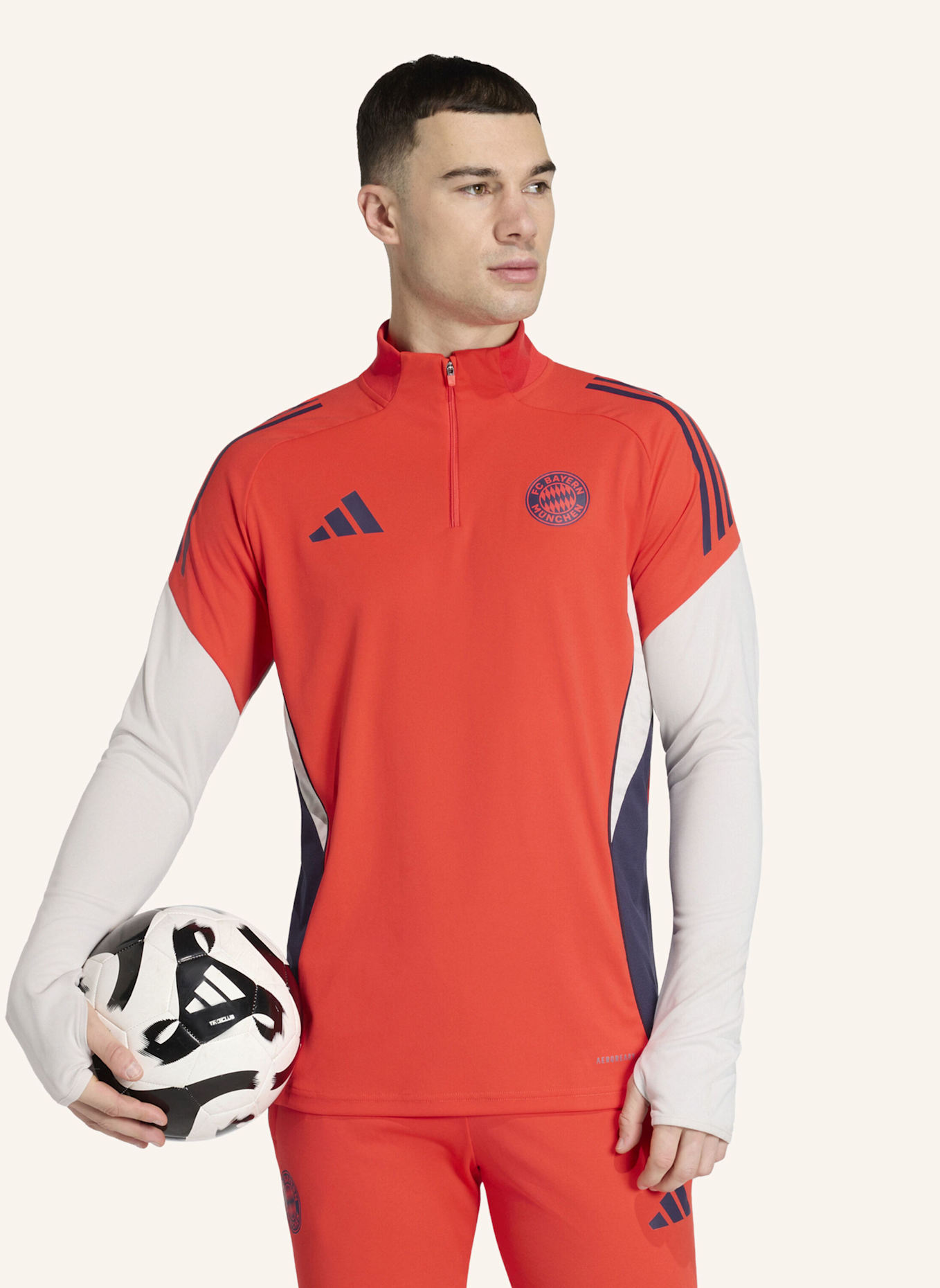 adidas FC BAYERN MÜNCHEN TIRO 25 COMPETITION TRAININGSTOP: ROT