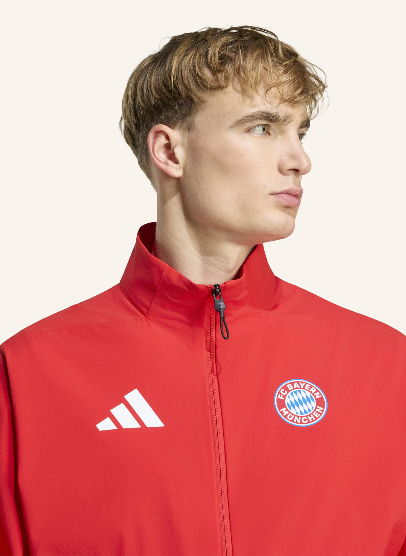 adidas FC BAYERN MÜNCHEN Z.N.E. ANTHEM JACKE: ROT
