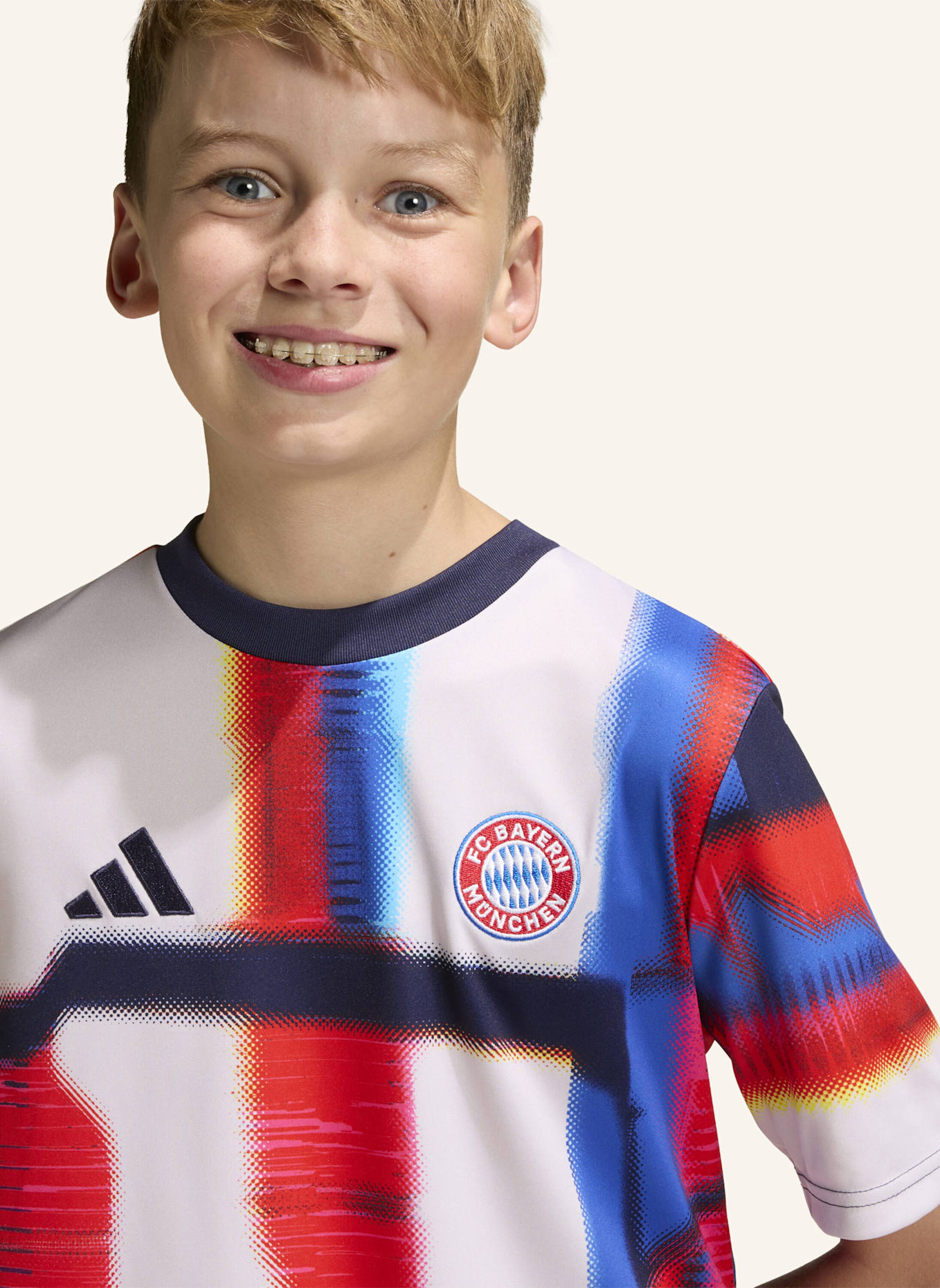 adidas FC BAYERN SS26 PRE-MATCH TRIKOT KINDER: GRAU/ BLAU/ CREME