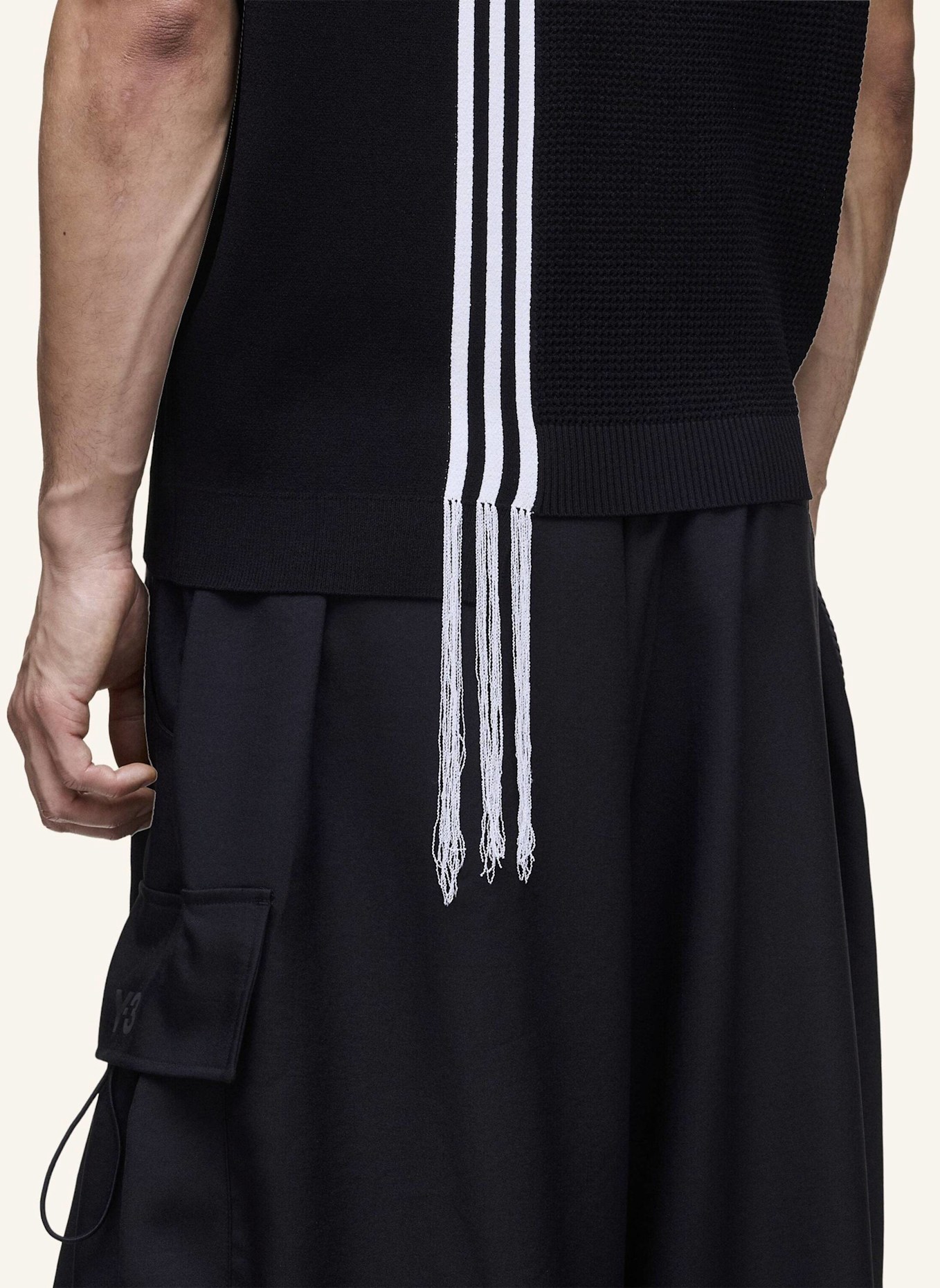 Y-3 Y-3 GFX STRICKWESTE: SCHWARZ