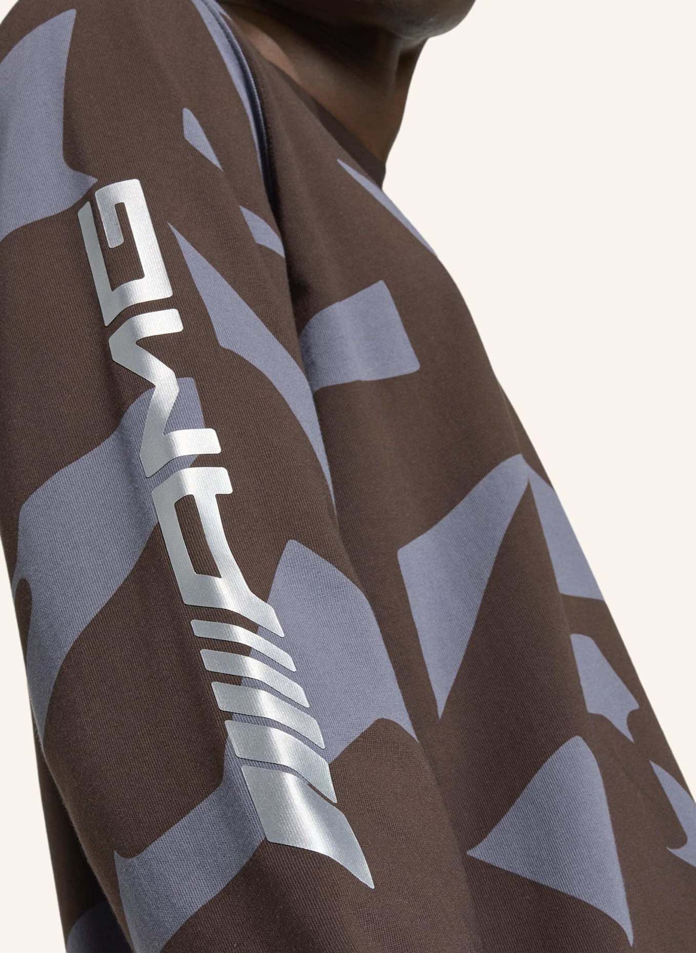 adidas AMG CAMO LANGARMSHIRT: BRAUN/ GRAU