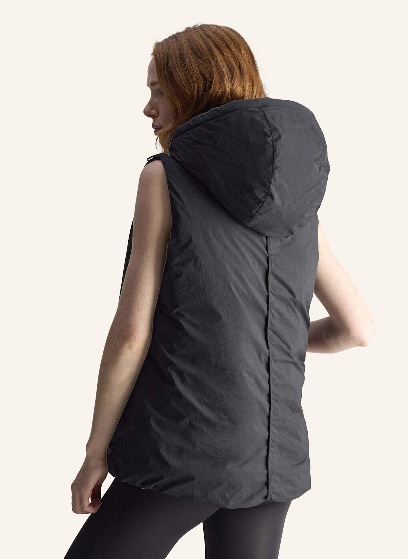 adidas by Stella McCartney Weste ADIDAS BY STELLA MCCARTNEY PADDED: SCHWARZ