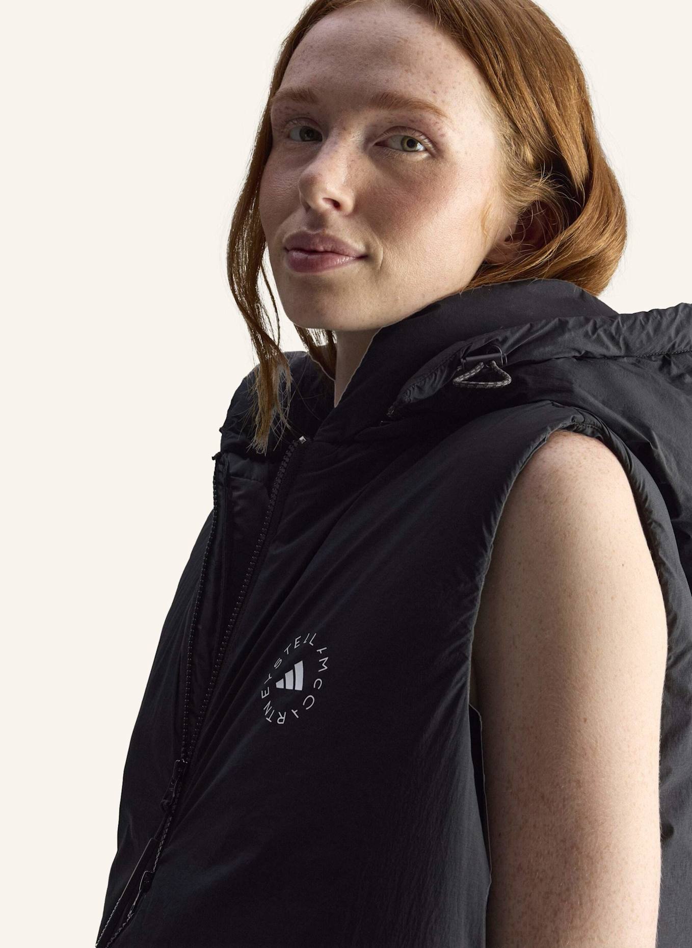 adidas by Stella McCartney Weste ADIDAS BY STELLA MCCARTNEY PADDED: SCHWARZ