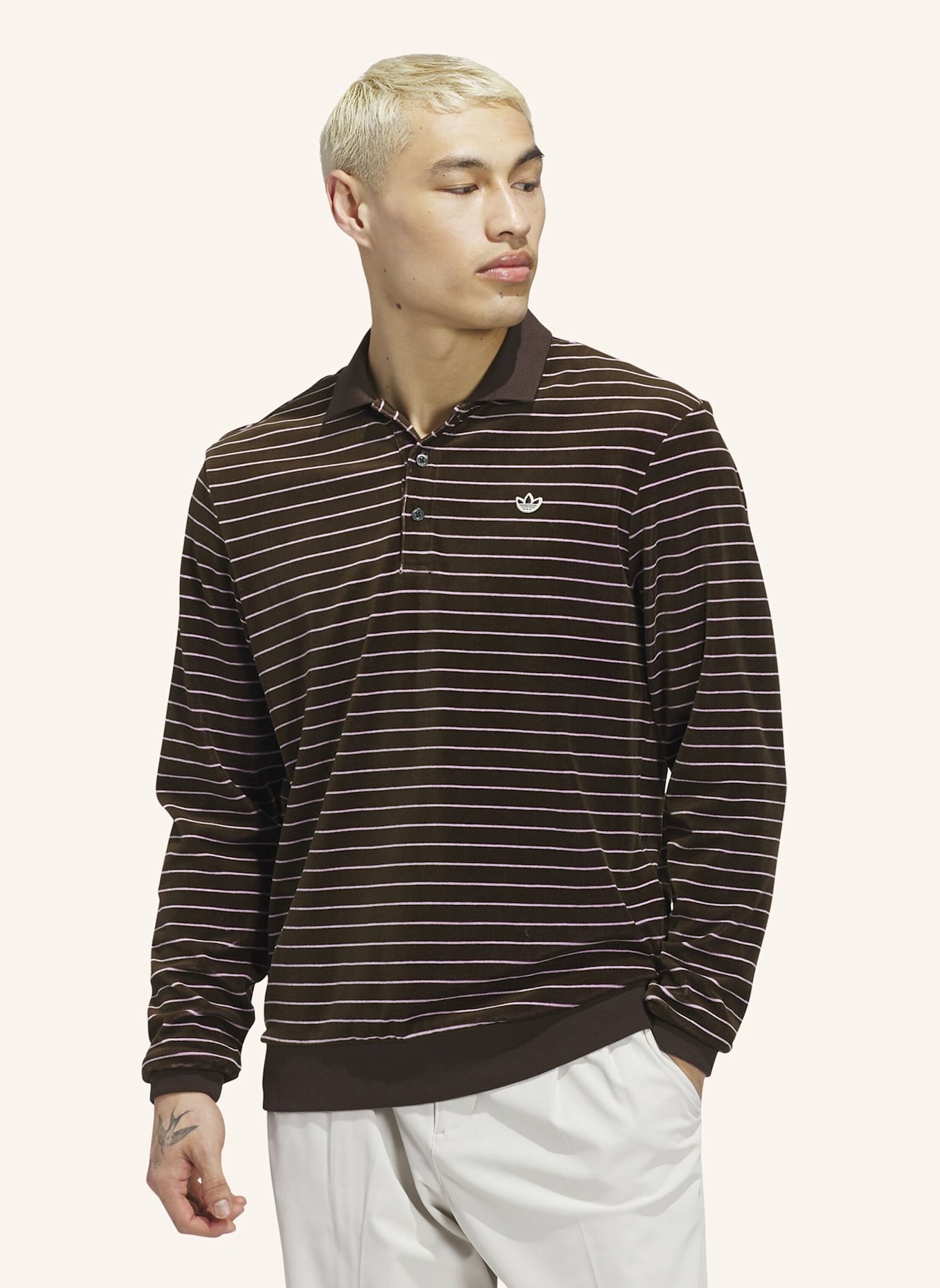 adidas ORIGINALS VELOURS LANGÄRMELIGES POLOSHIRT: BRAUN/ LILA