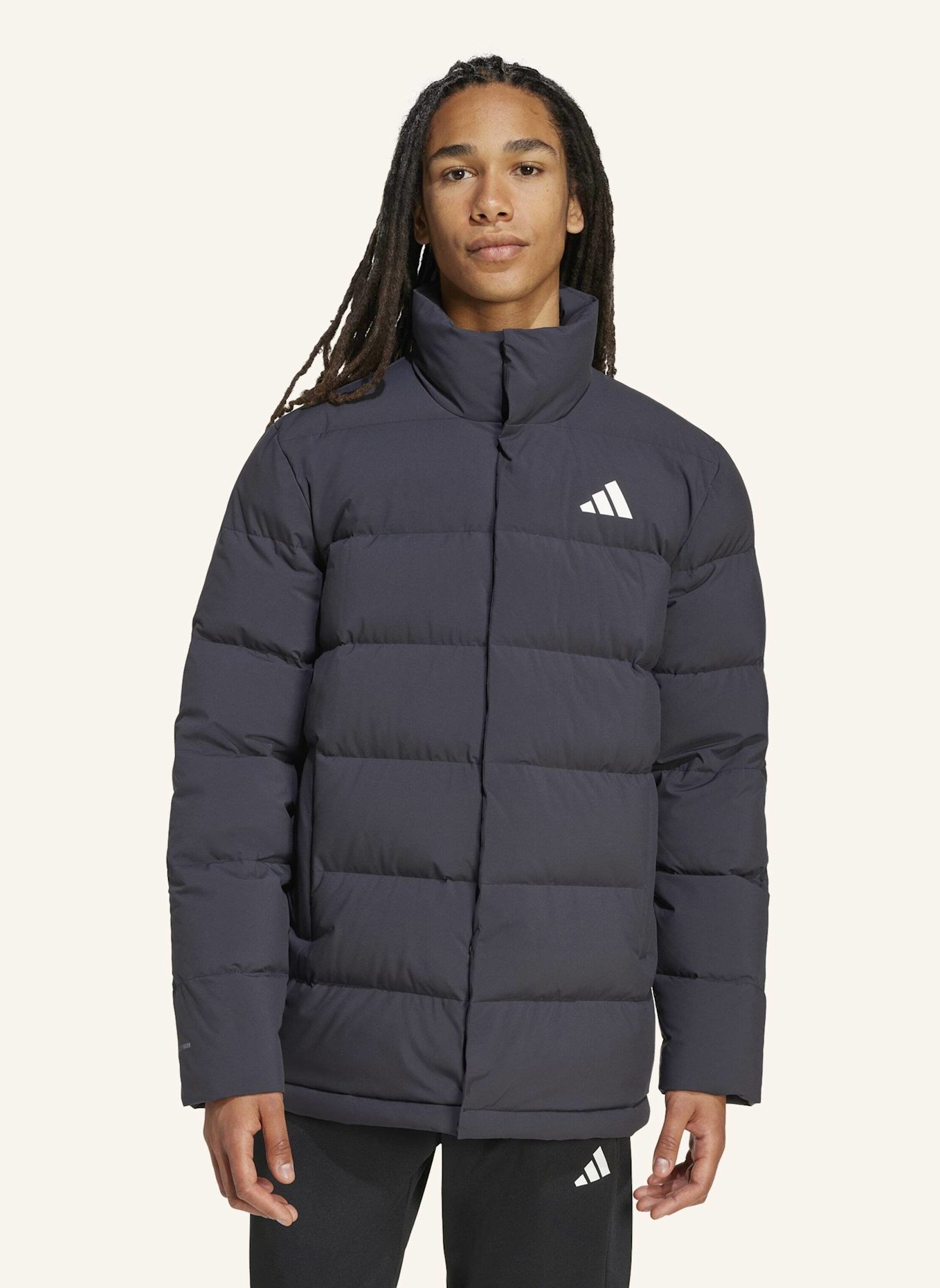 adidas HELIONIC CLIMAWARM MITTELLANGE DAUNENJACKE: SCHWARZ