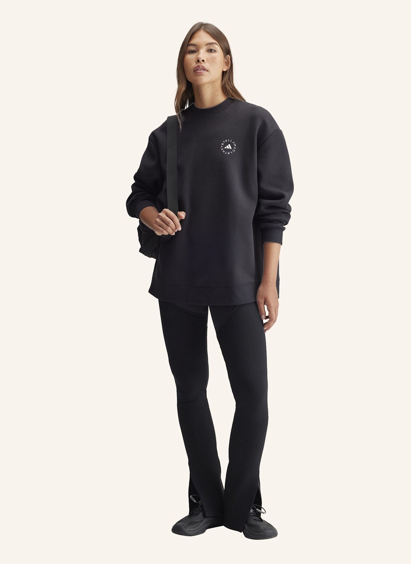 adidas by Stella McCartney ADIDAS BY STELLA MCCARTNEY LOOSE SWEATSHIRT: SCHWARZ