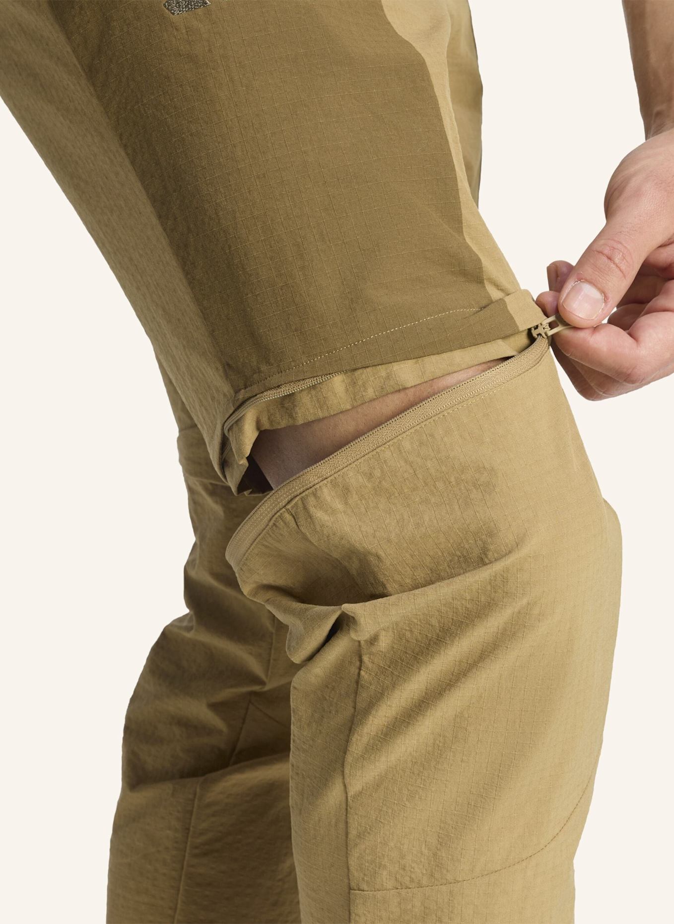 adidas TERREX TERREX XPERIOR UTILITAS CLIMA365 ZIP-OFF-HOSE: BRAUN