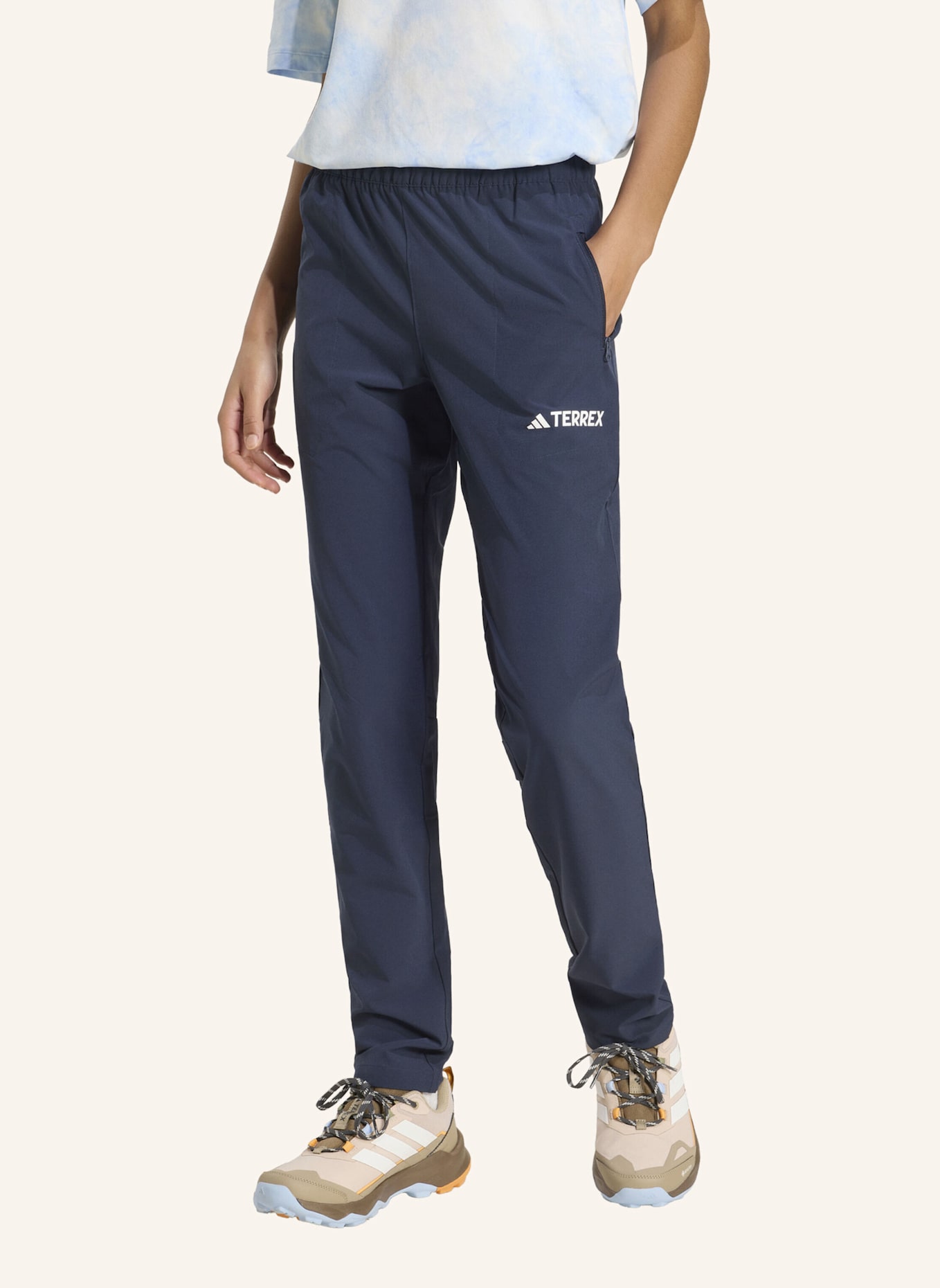 adidas TERREX MULTI ESSENTIALS STRETCH HOSE: BLAU