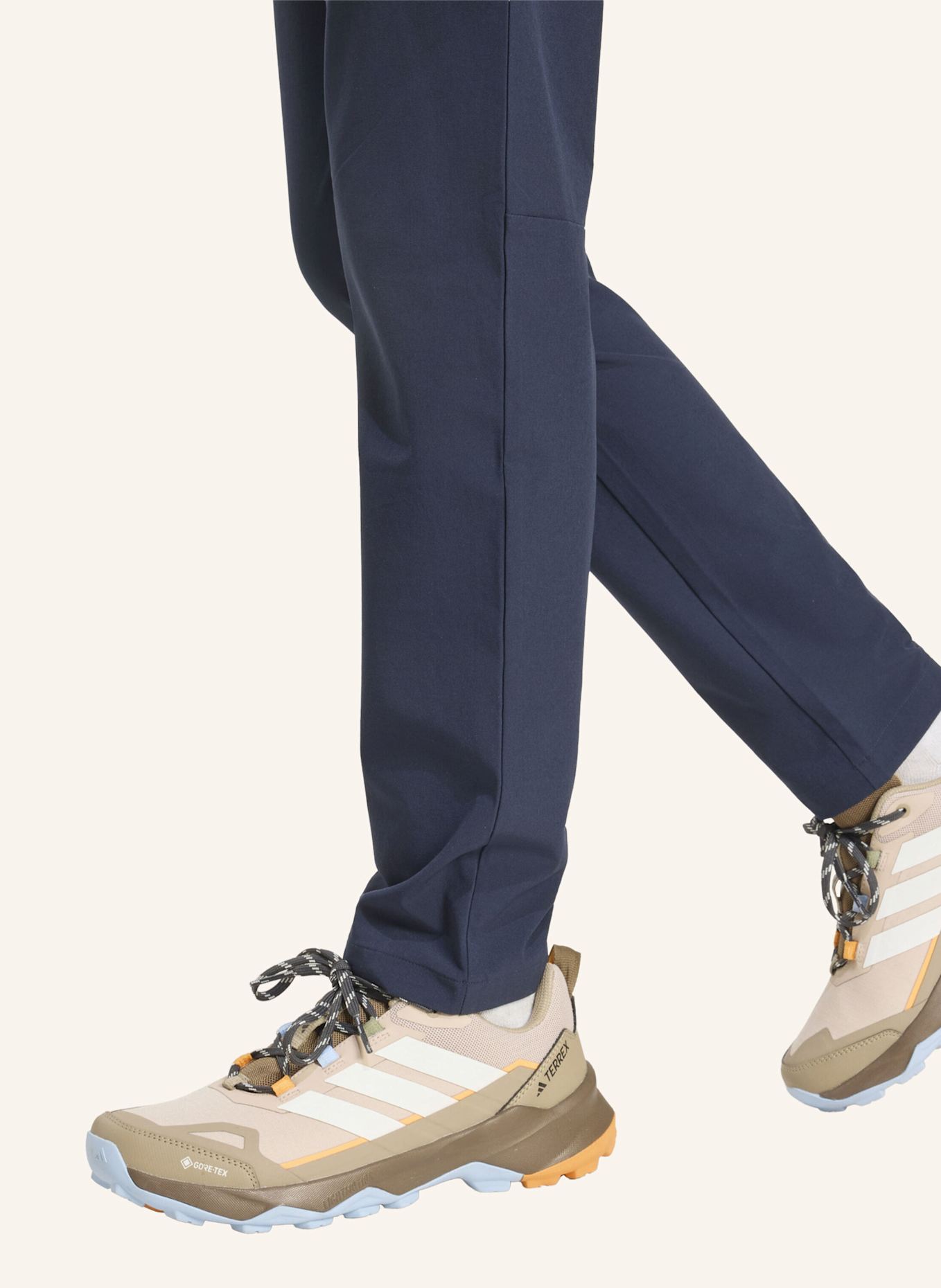 adidas TERREX MULTI ESSENTIALS STRETCH HOSE: BLAU