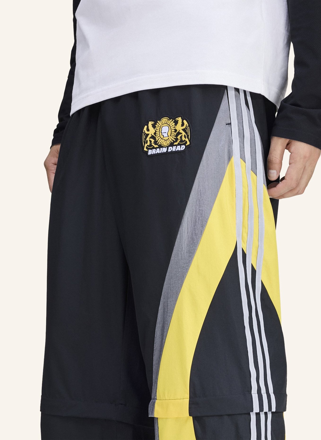 adidas Originals BRAIN DEAD TRAININGSHOSE: SCHWARZ