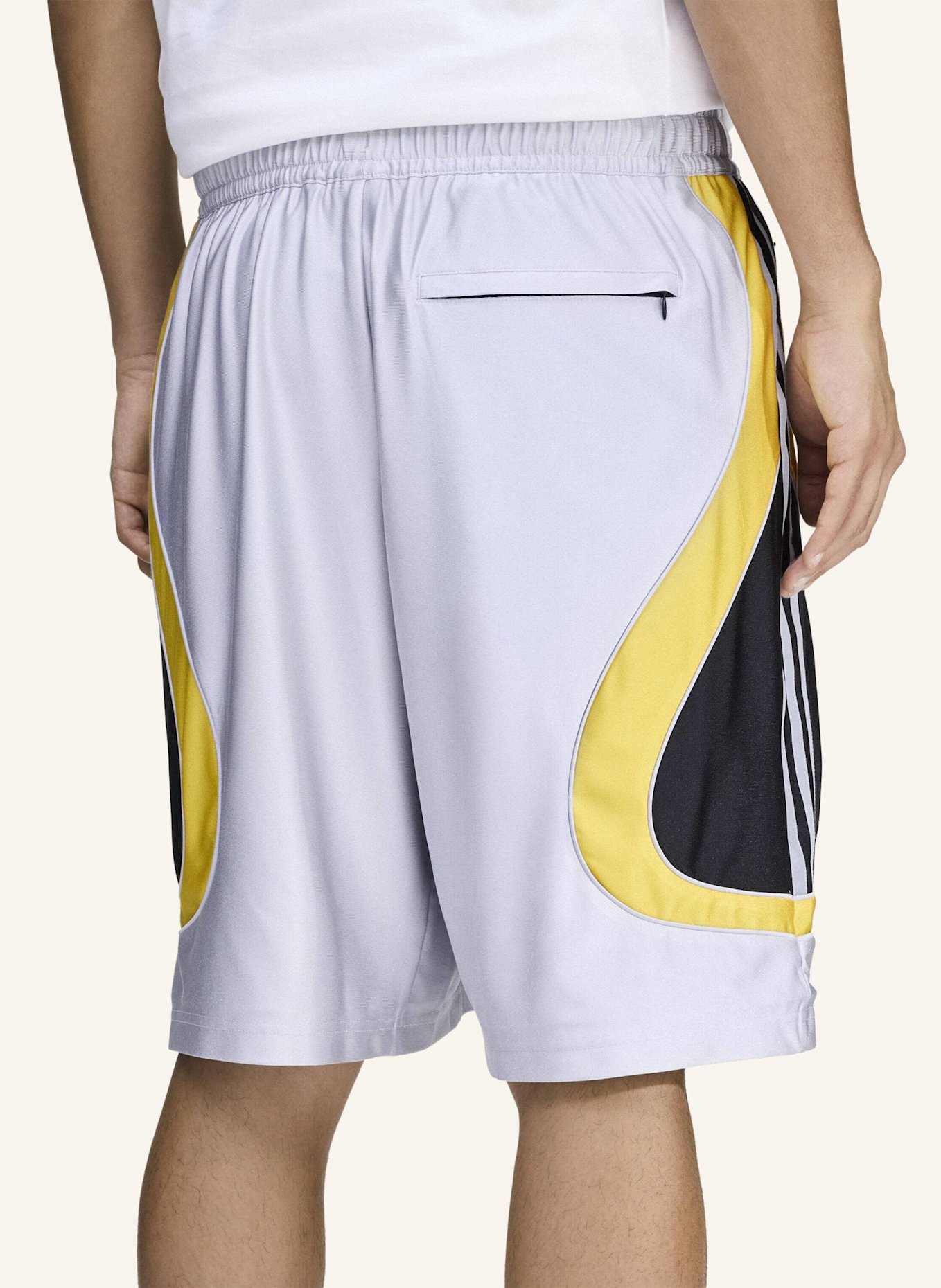 adidas Originals BRAIN DEAD SHORTS: SILBER