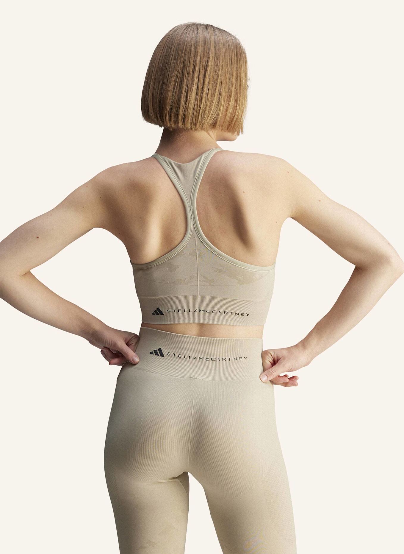 adidas by Stella McCartney ADIDAS BY STELLA MCCARTNEY TRUESTRENGTH SEAMLESS YOGA SPORT-BH: BEIGE
