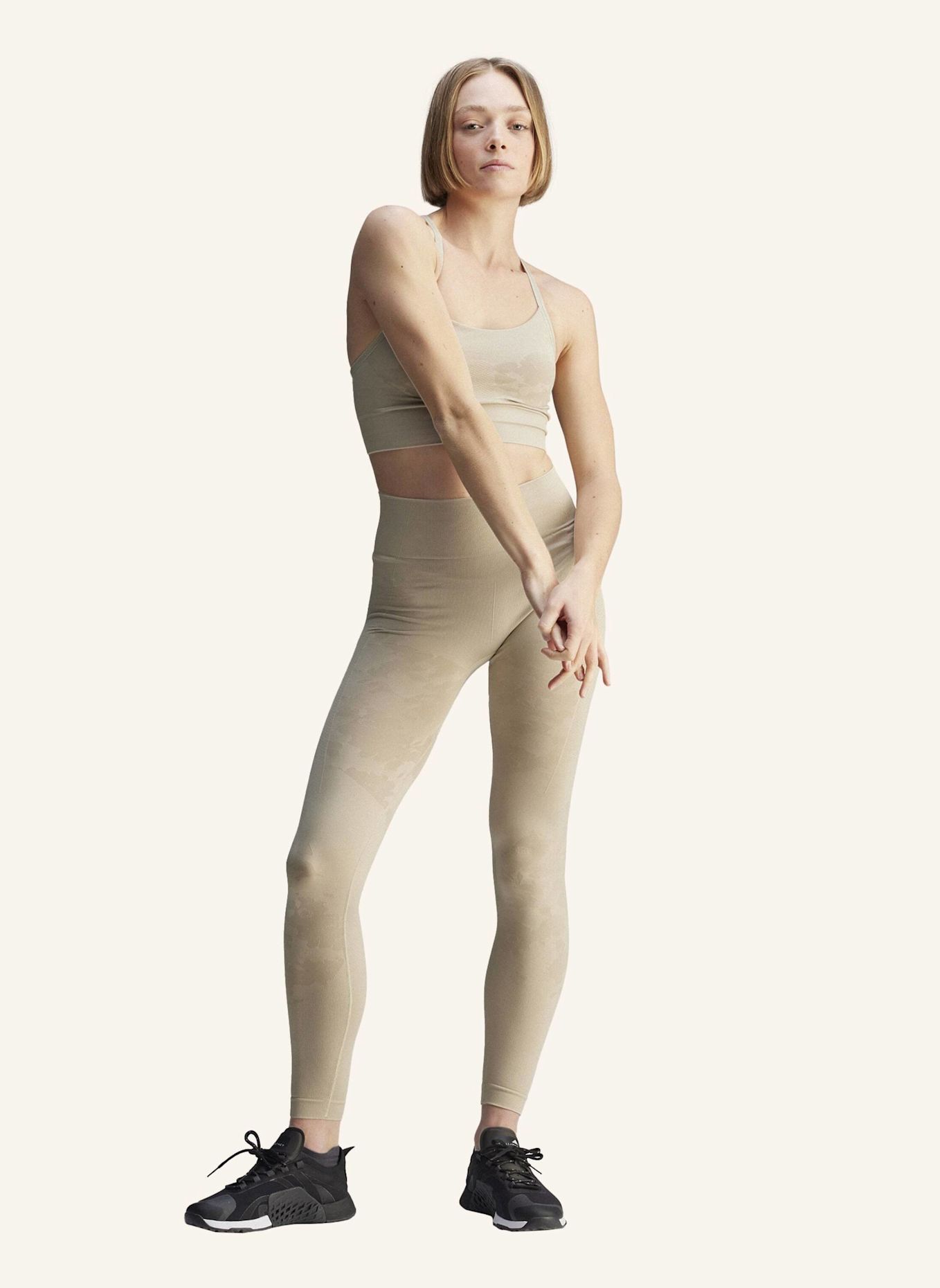 adidas by Stella McCartney ADIDAS BY STELLA MCCARTNEY TRUESTRENGTH SEAMLESS YOGA SPORT-BH: BEIGE